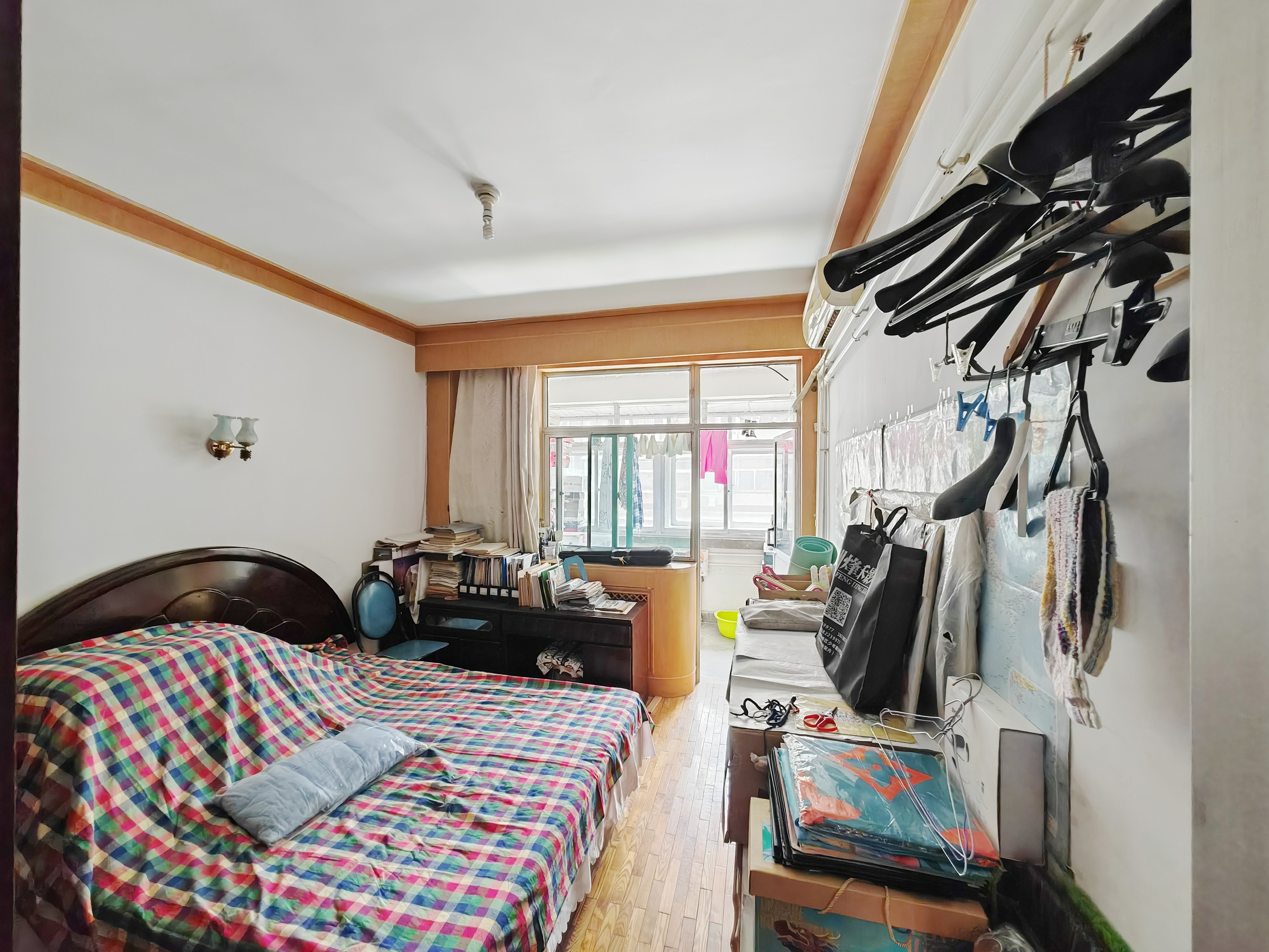 洪家楼西路82号