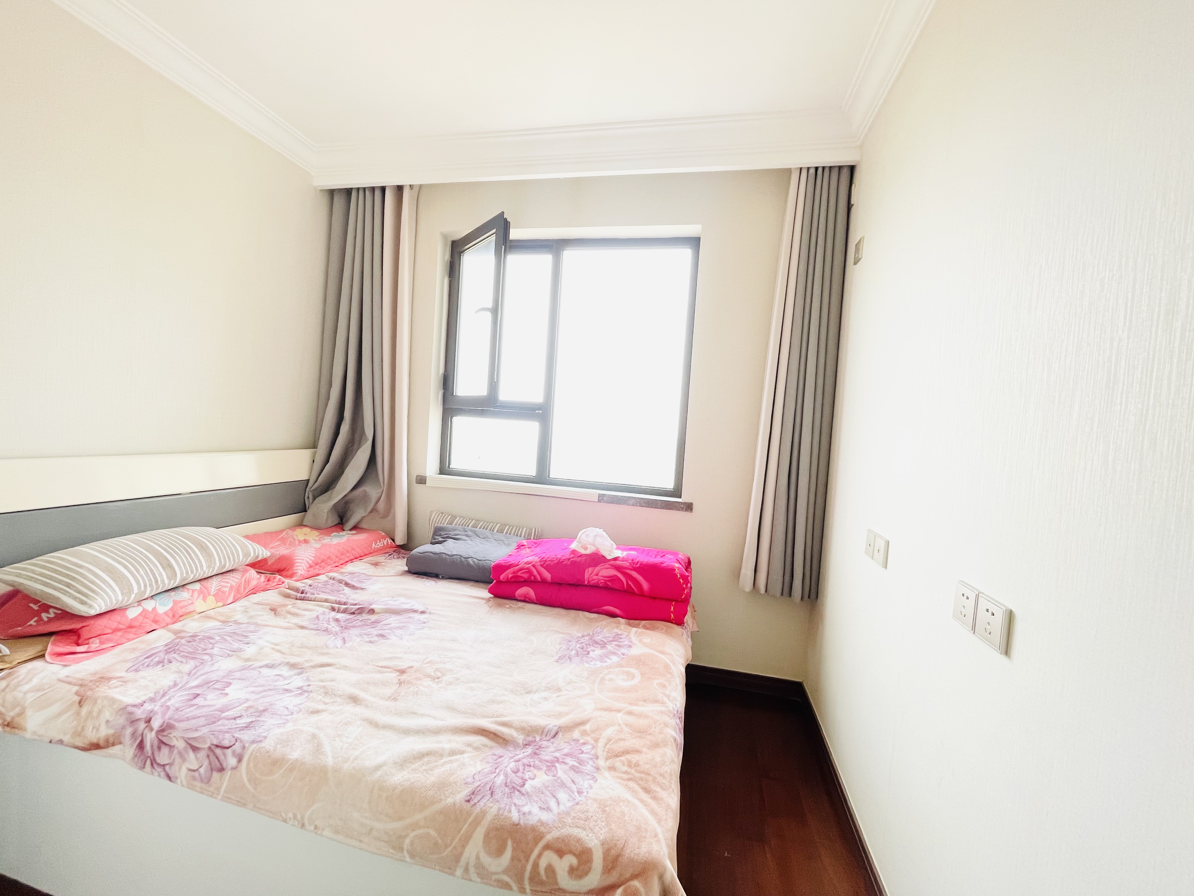 旭辉银盛泰金域蓝山