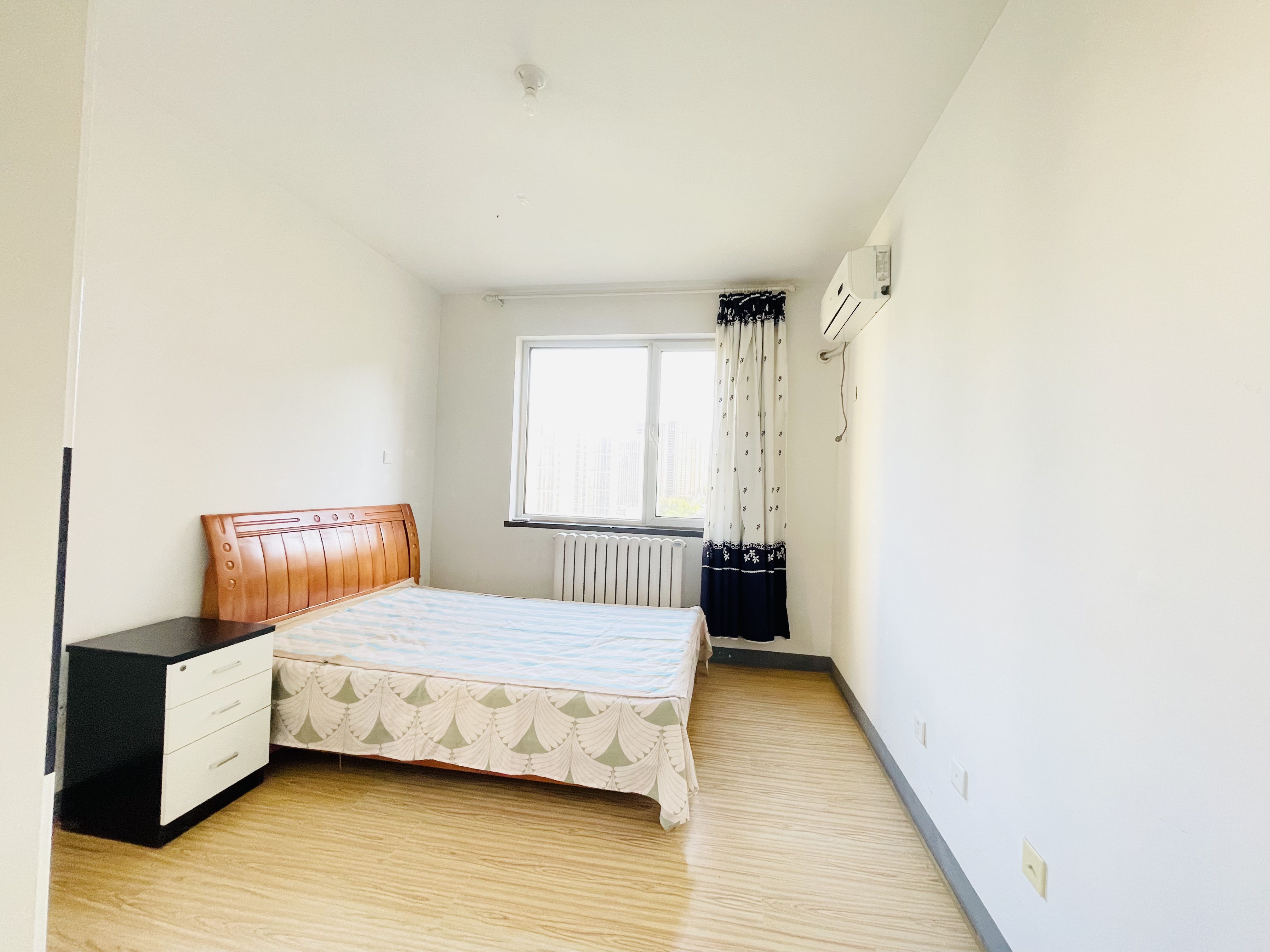 东城逸家逸贤园