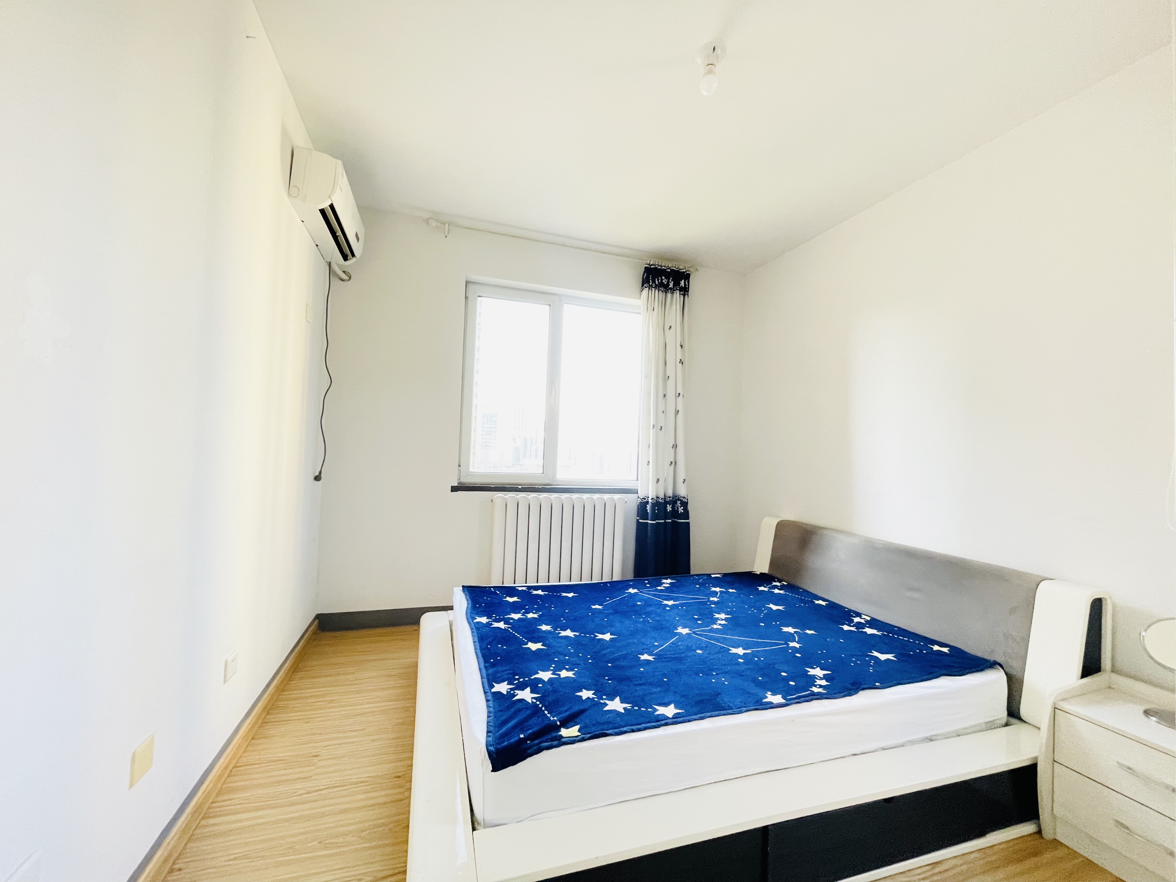 东城逸家逸贤园