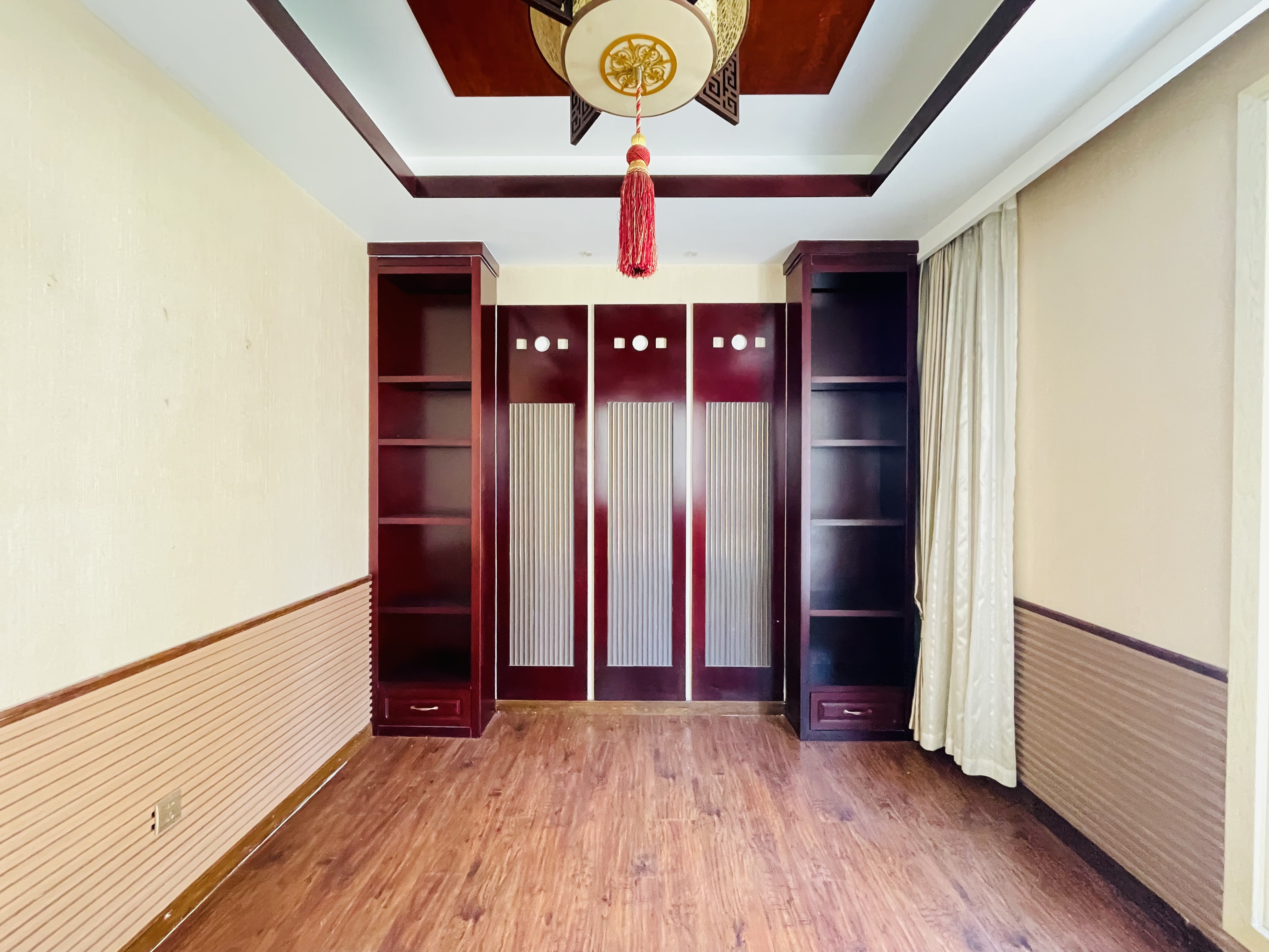 中海奥龙观邸别墅