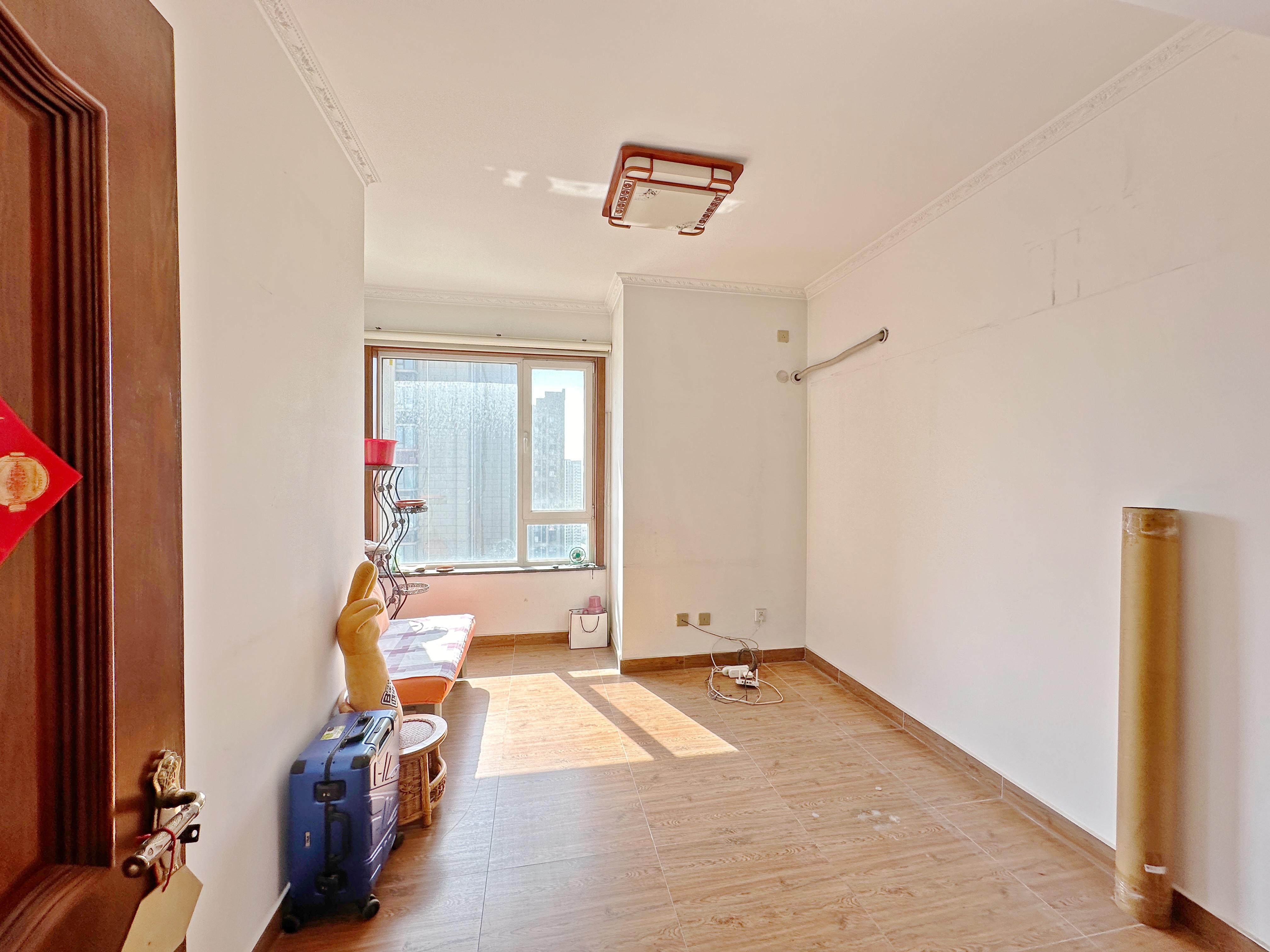 绿地新里卢浮公馆