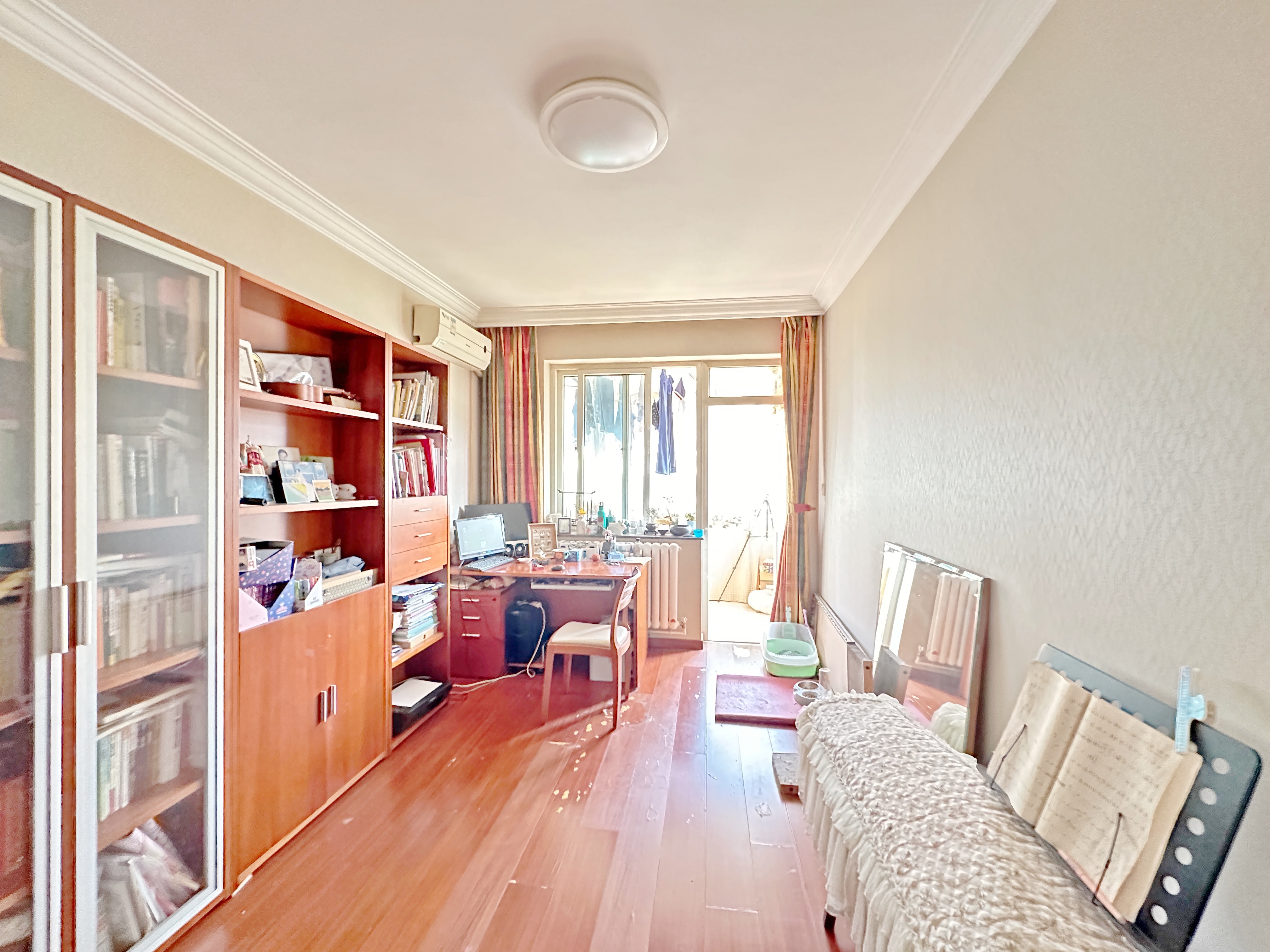 卧龙花园龙和苑