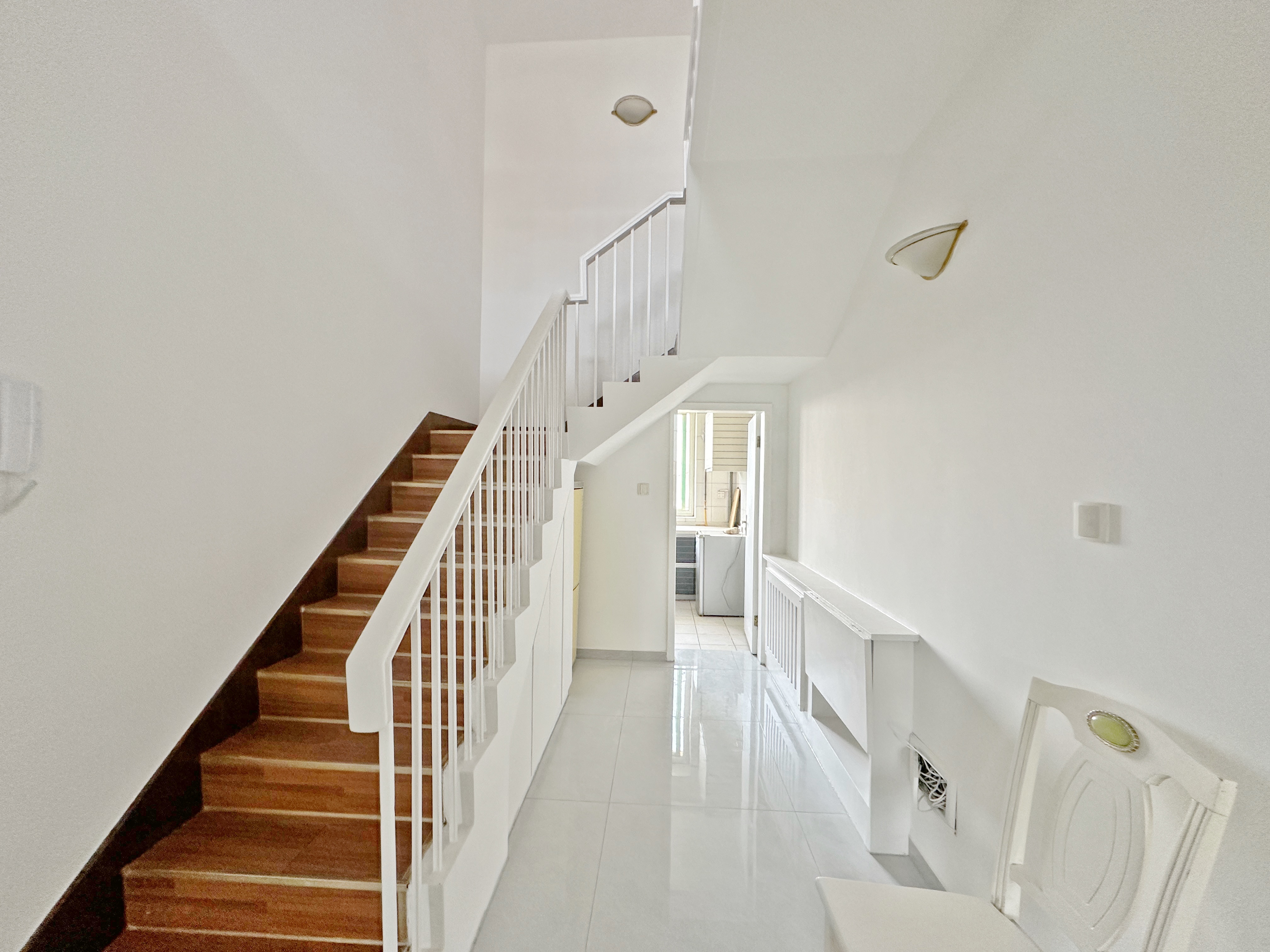 卧龙花园龙和苑