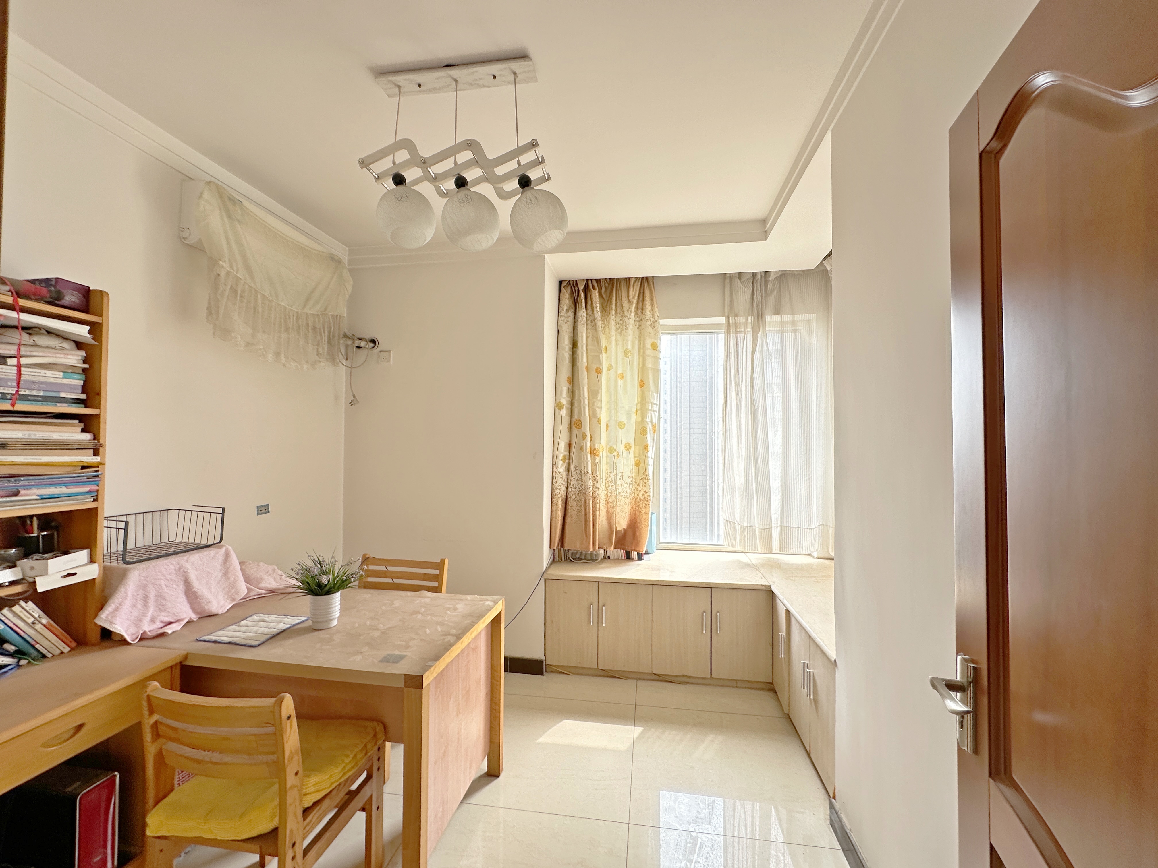 绿地新里卢浮公馆