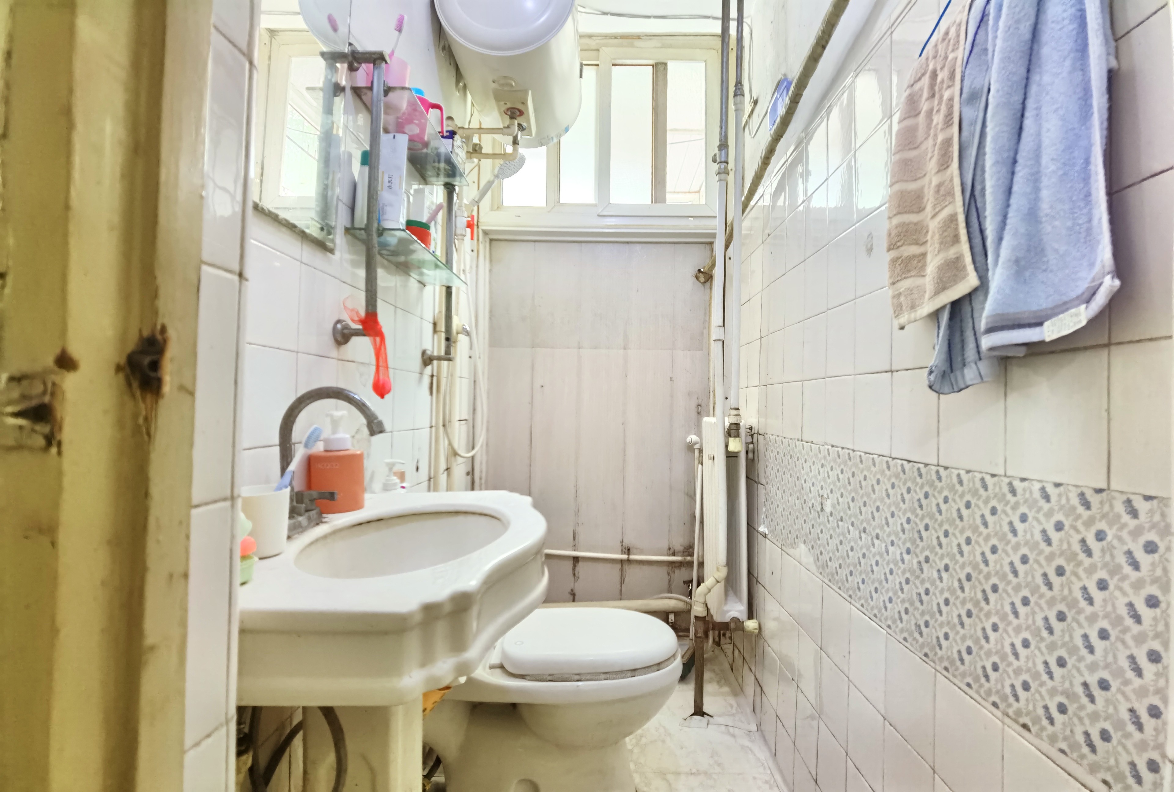 经六路单位宿舍