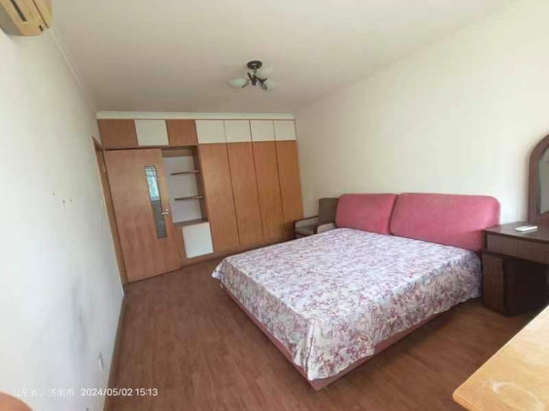 英雄山路159-1号