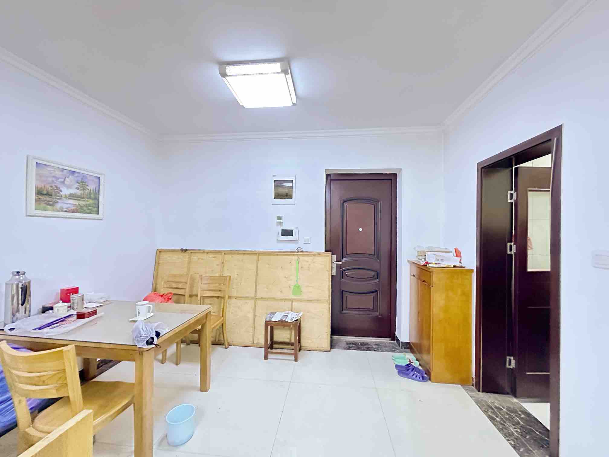 绿地新里卢浮公馆