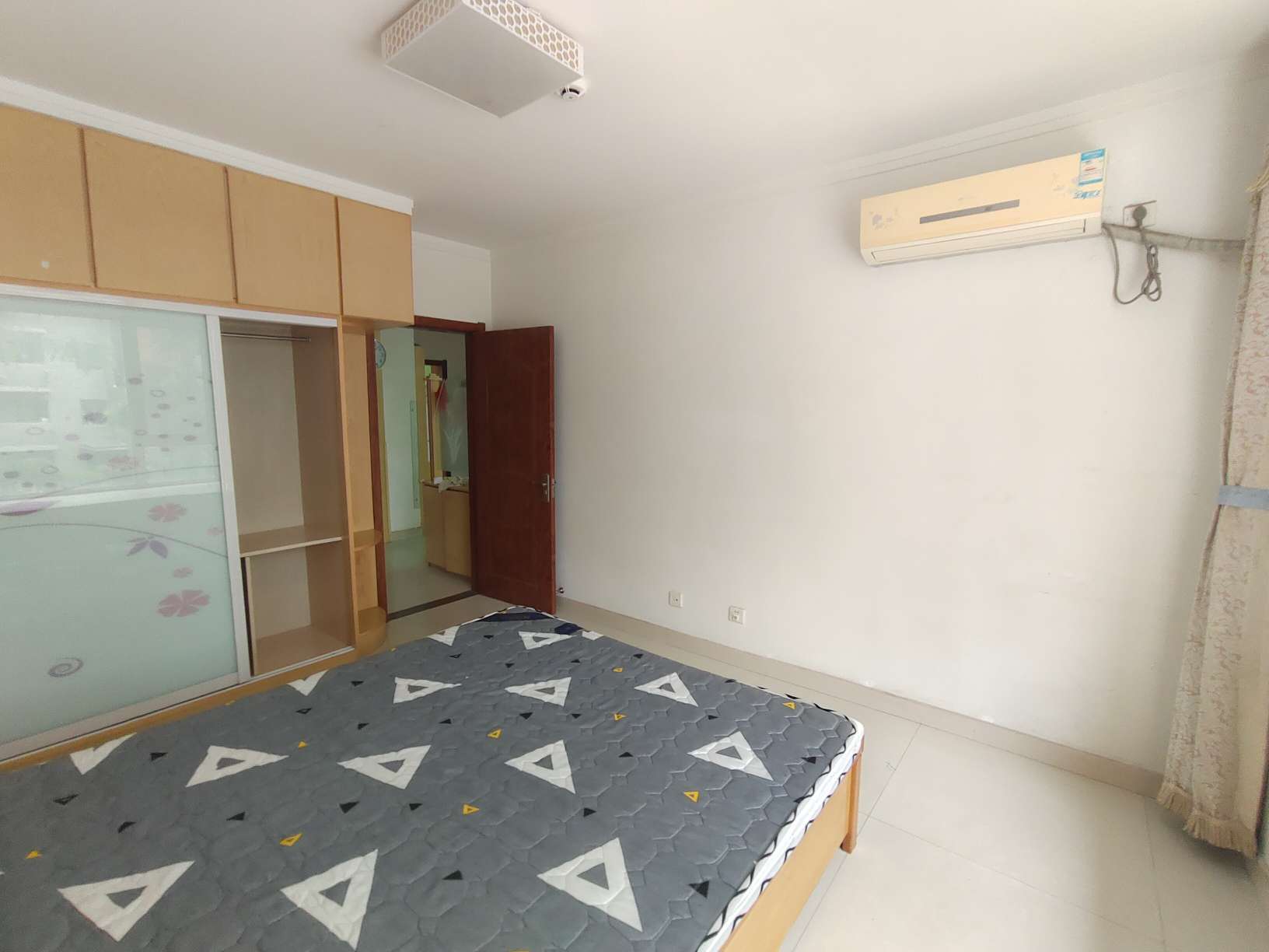 天鸿万象新天四区