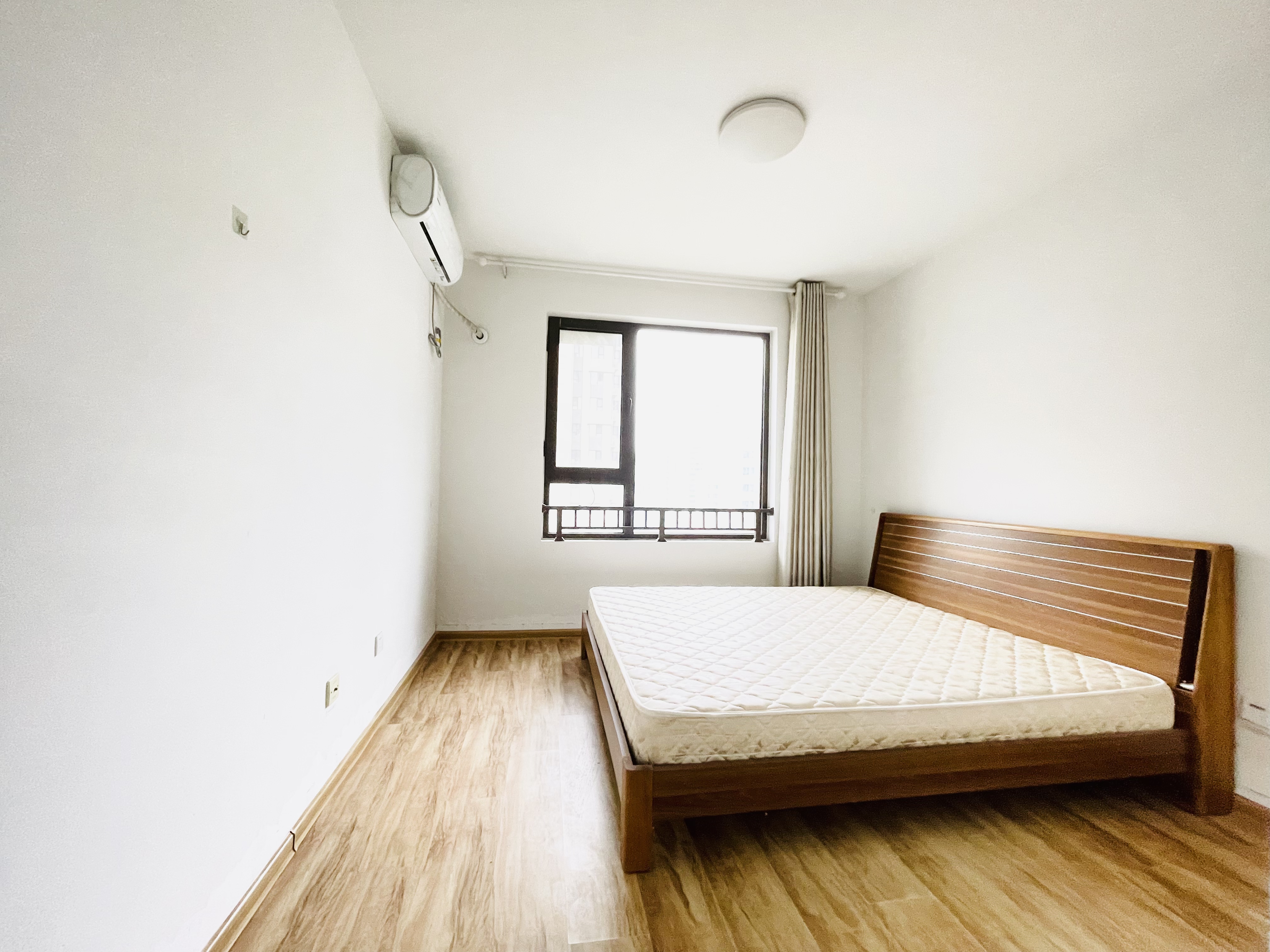 旭辉银盛泰金域蓝山