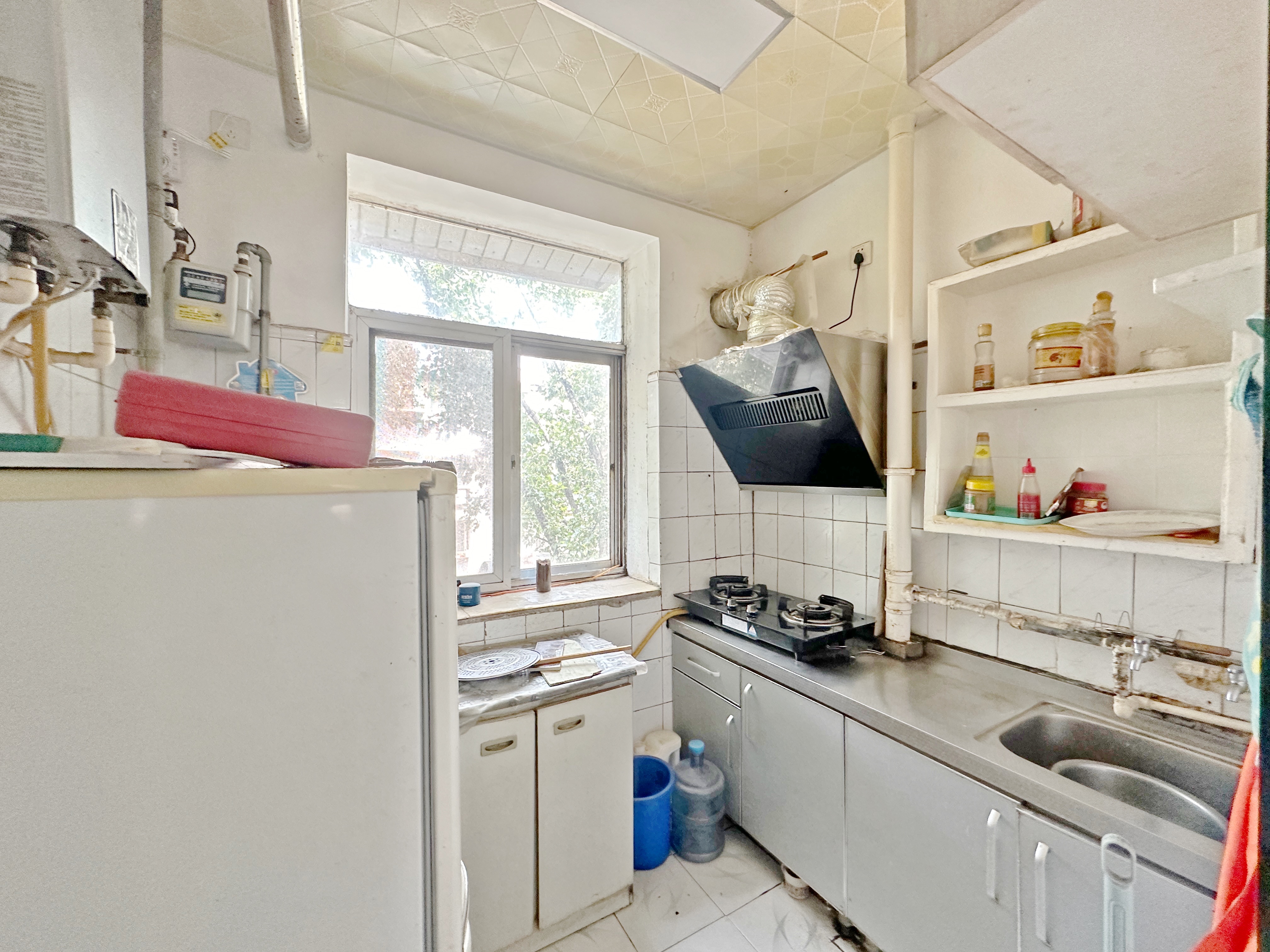 北小辛庄东街112号