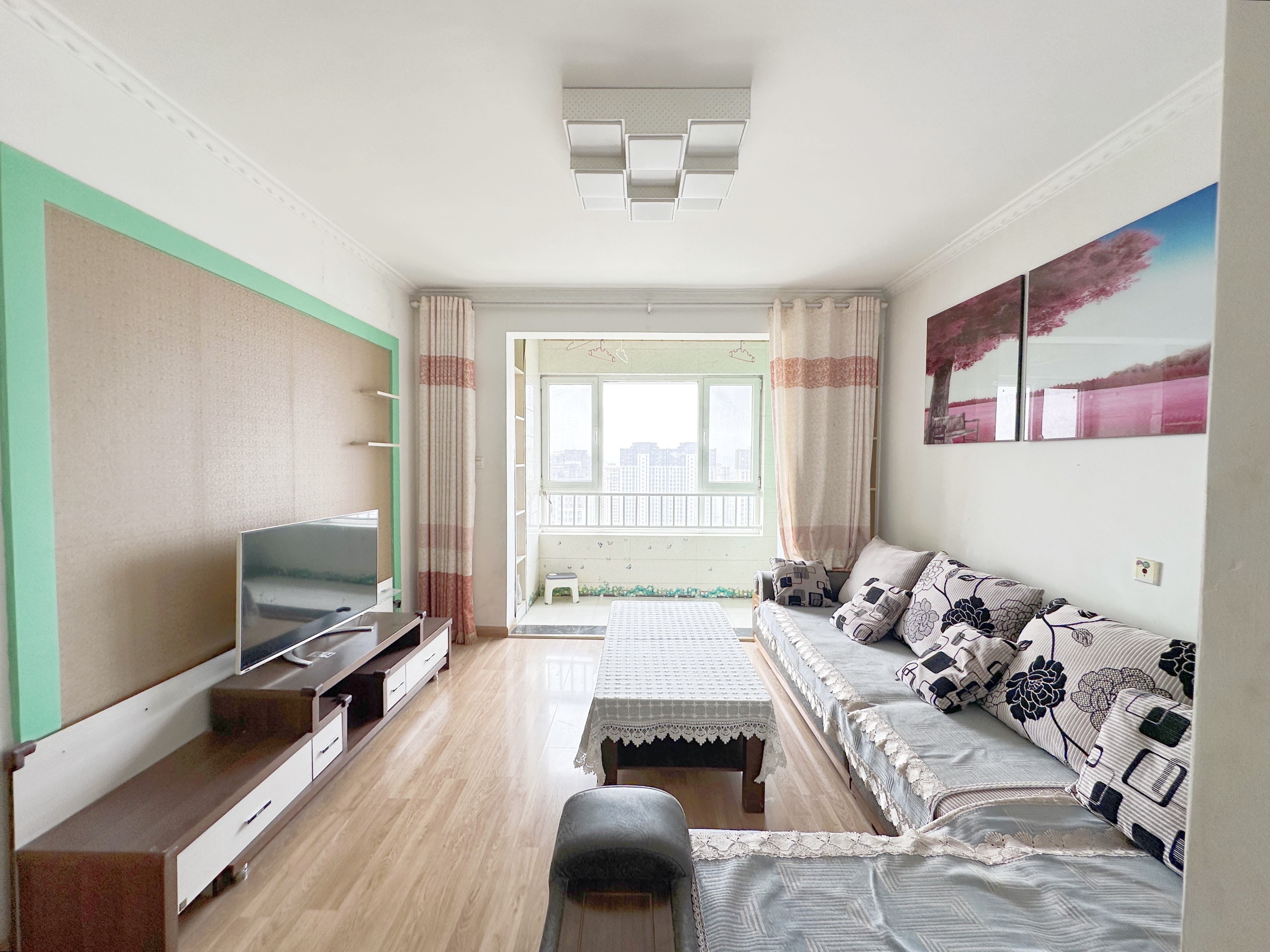 绿地新里梵尔赛公馆