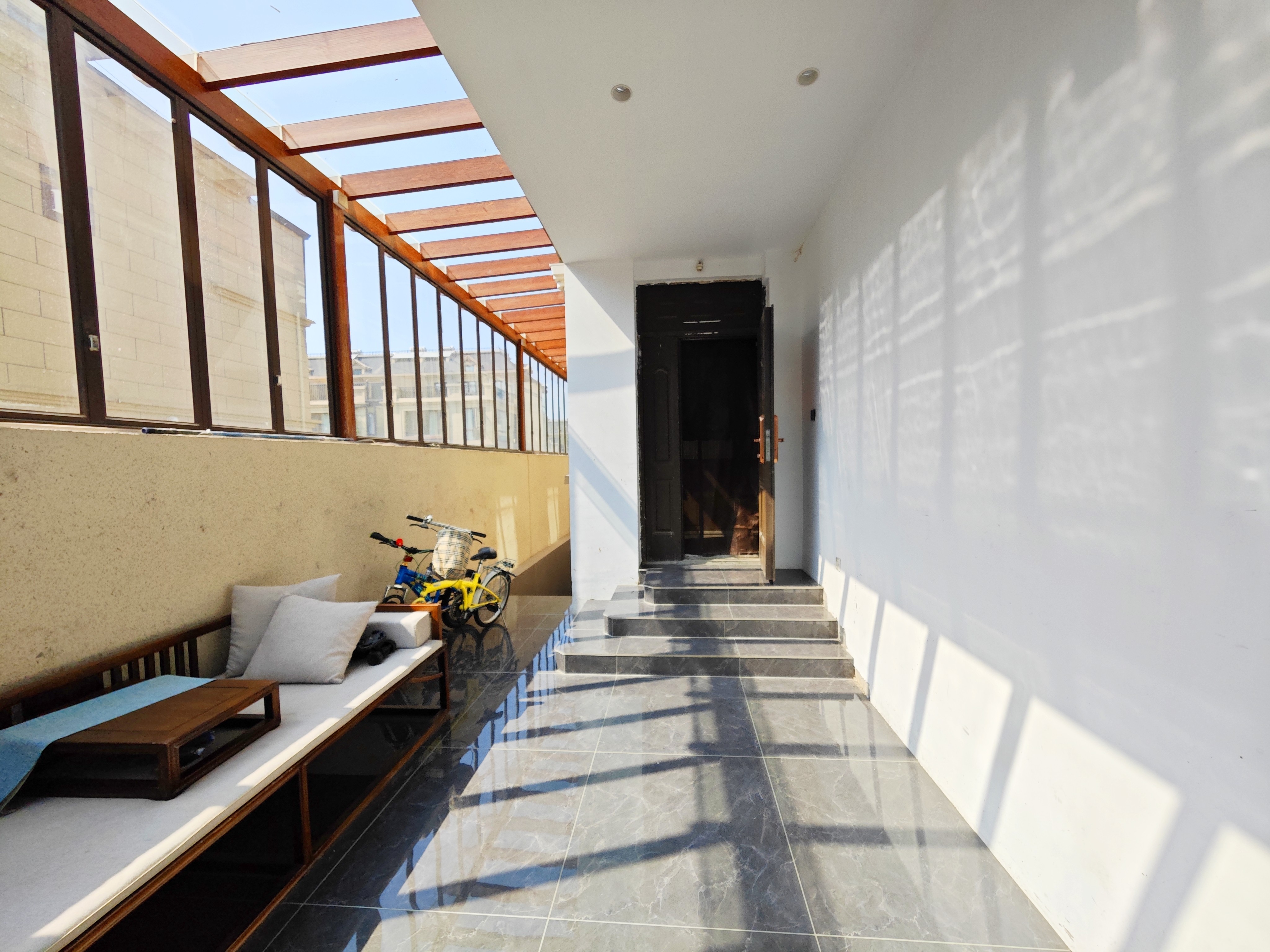 银丰唐郡玫瑰园