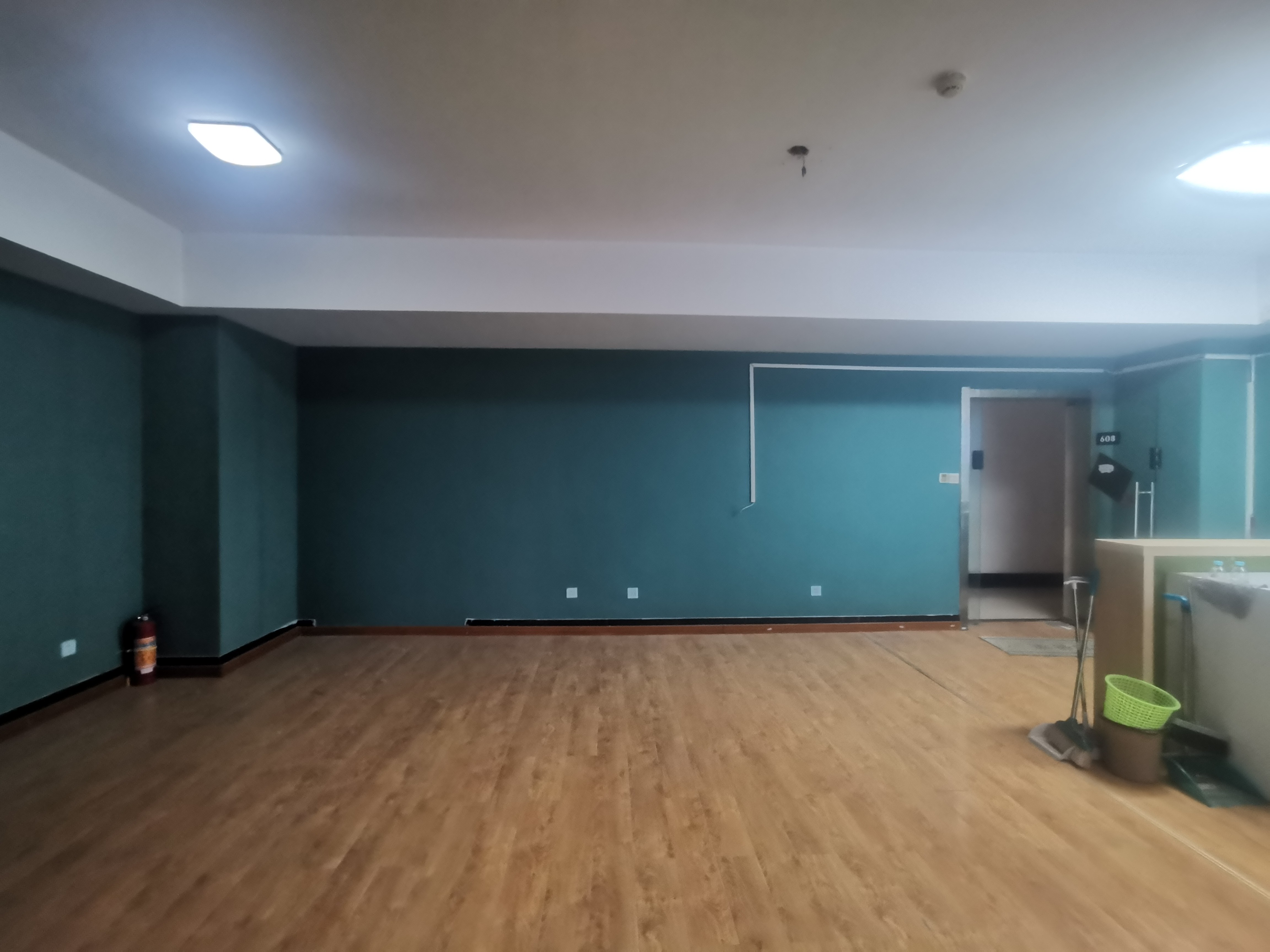  历东商务大厦 南