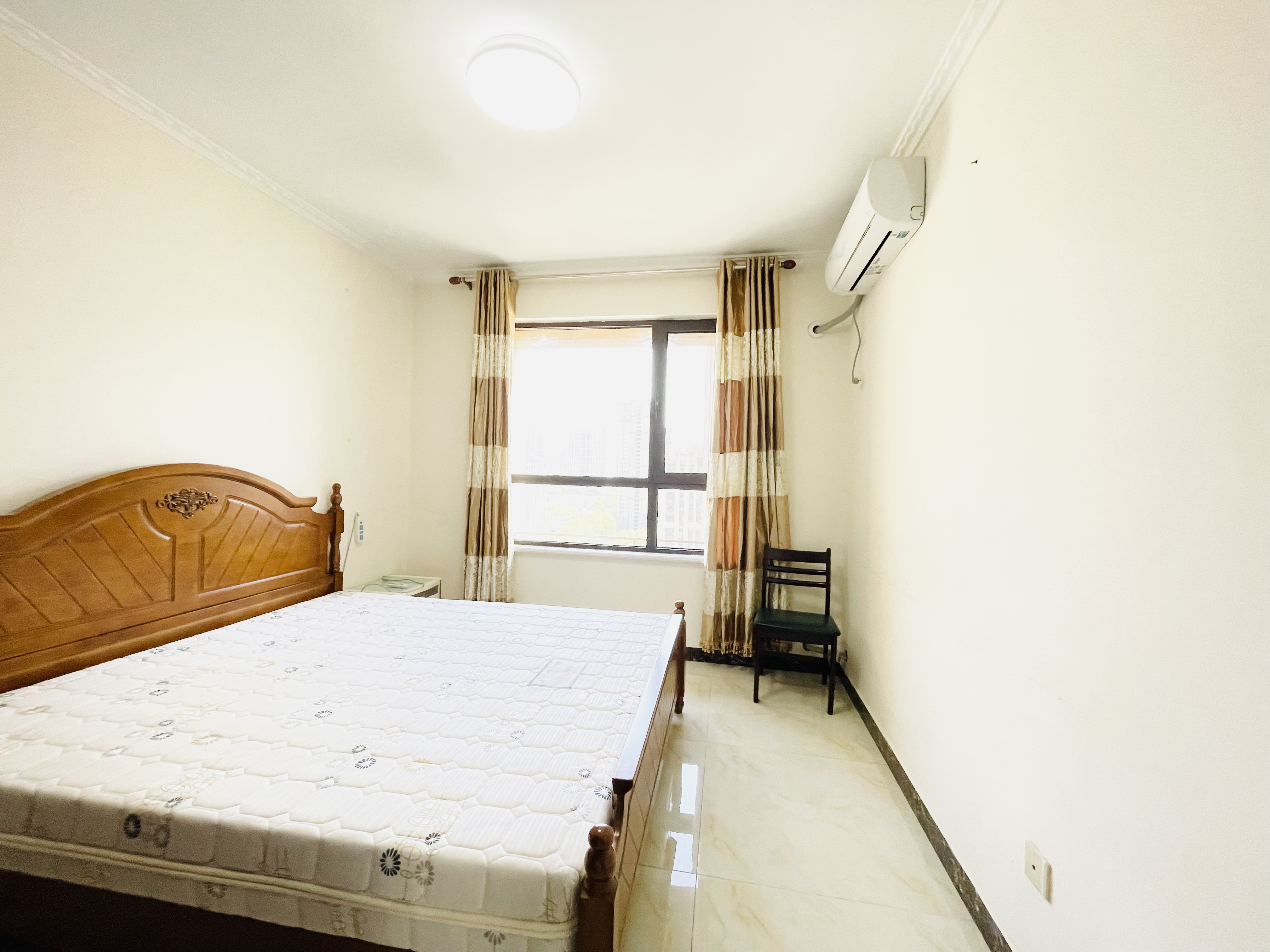 鲁邦奥林逸城东区