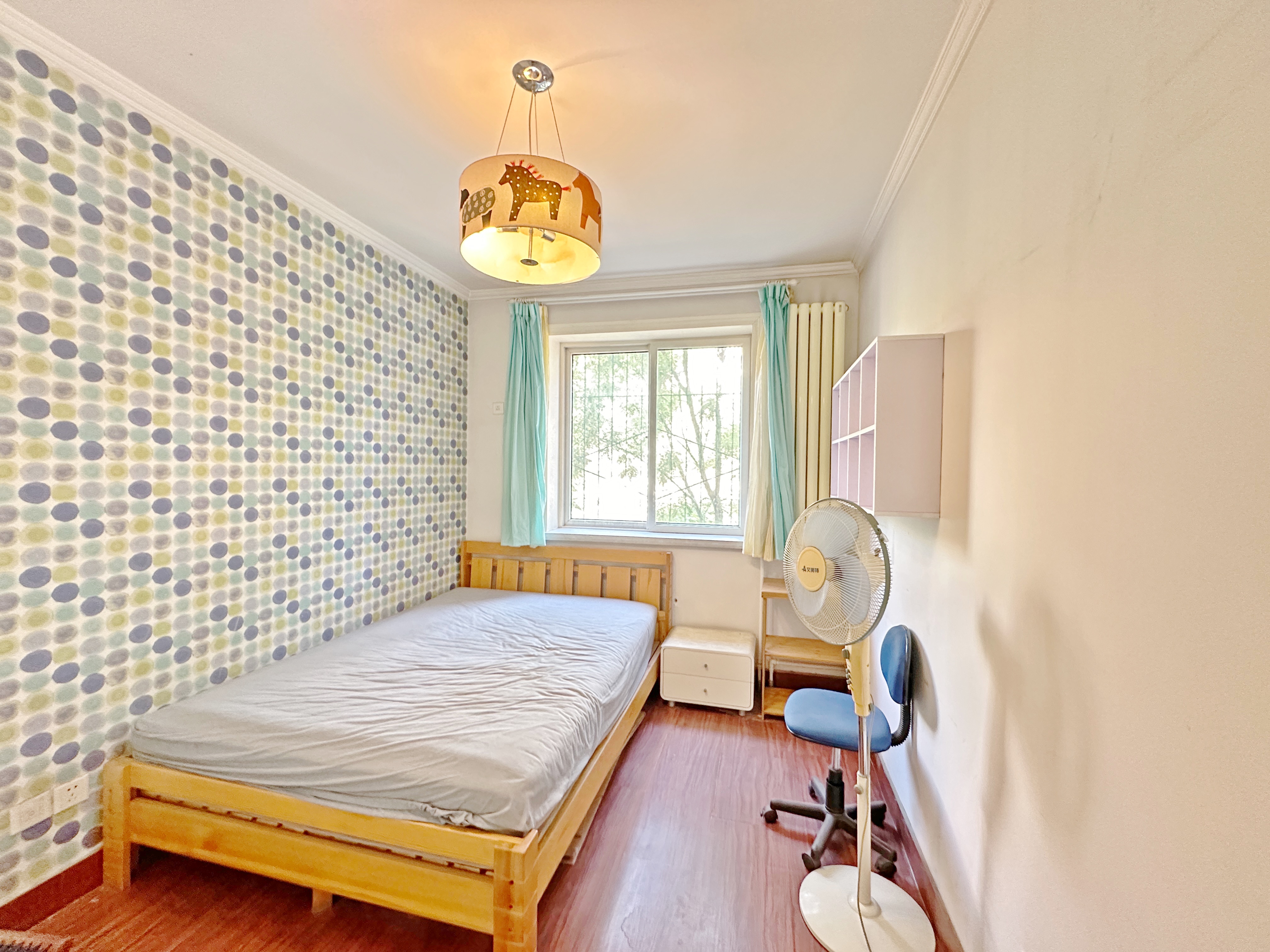 卧龙花园龙盛苑