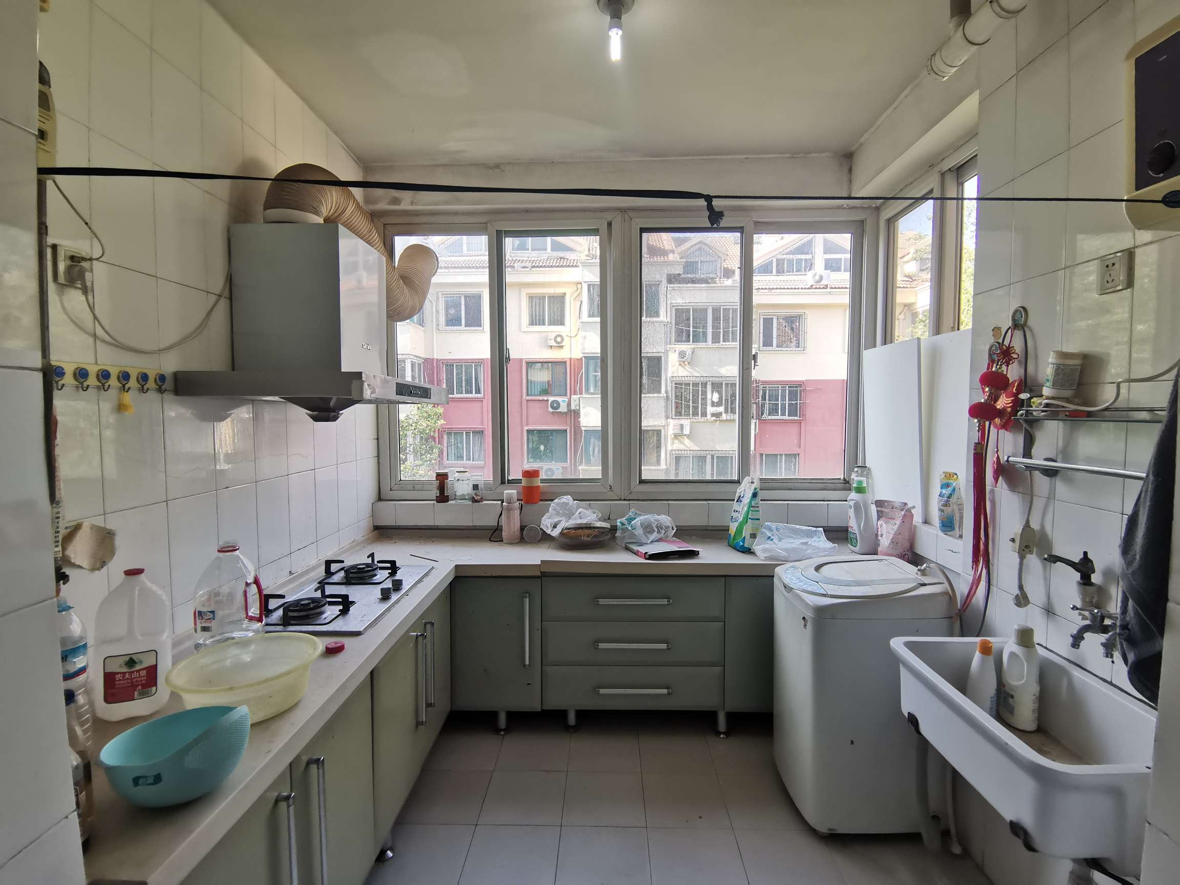 卧龙花园龙和苑