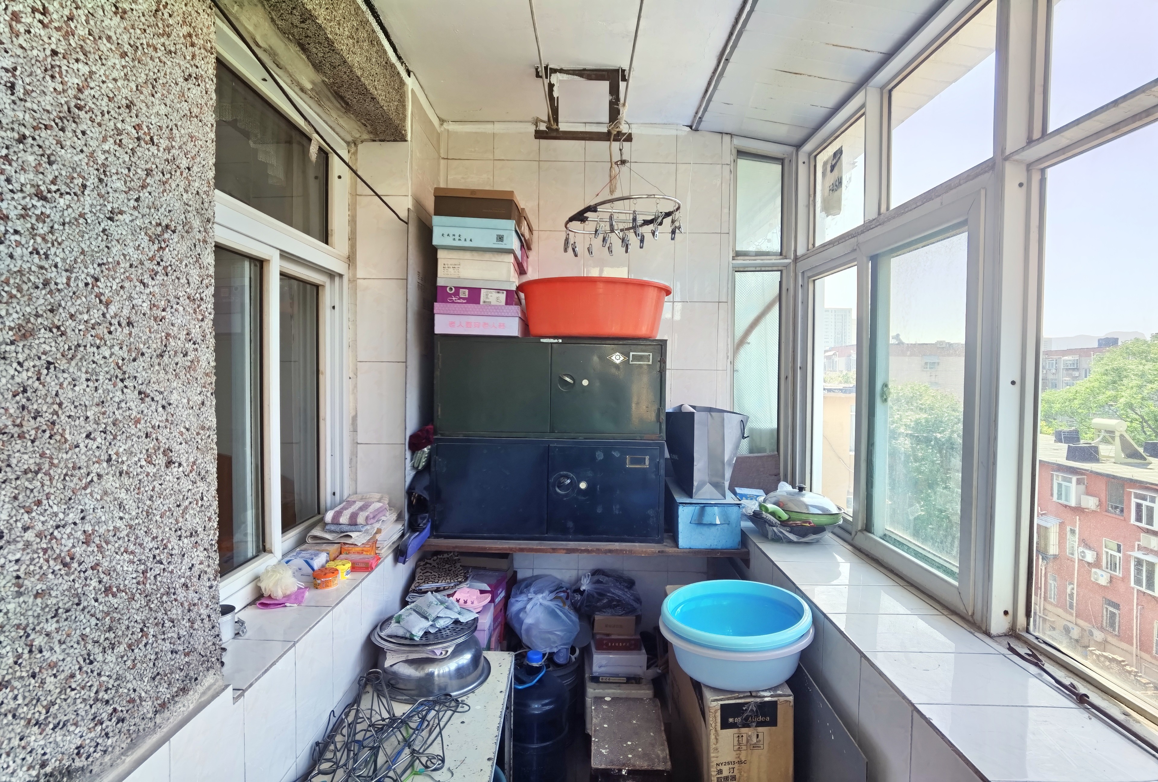 制锦市乐安街小区