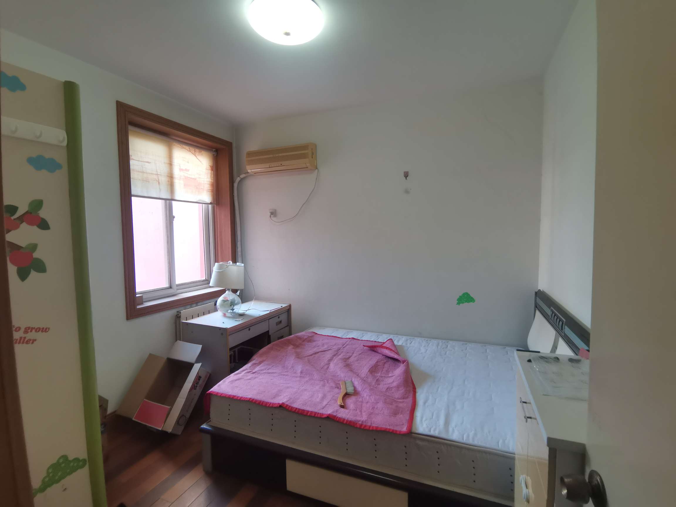 卧龙花园龙和苑