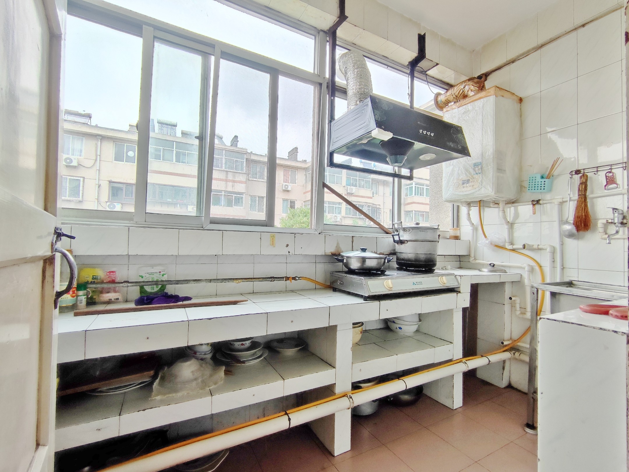 白马山铁路新村