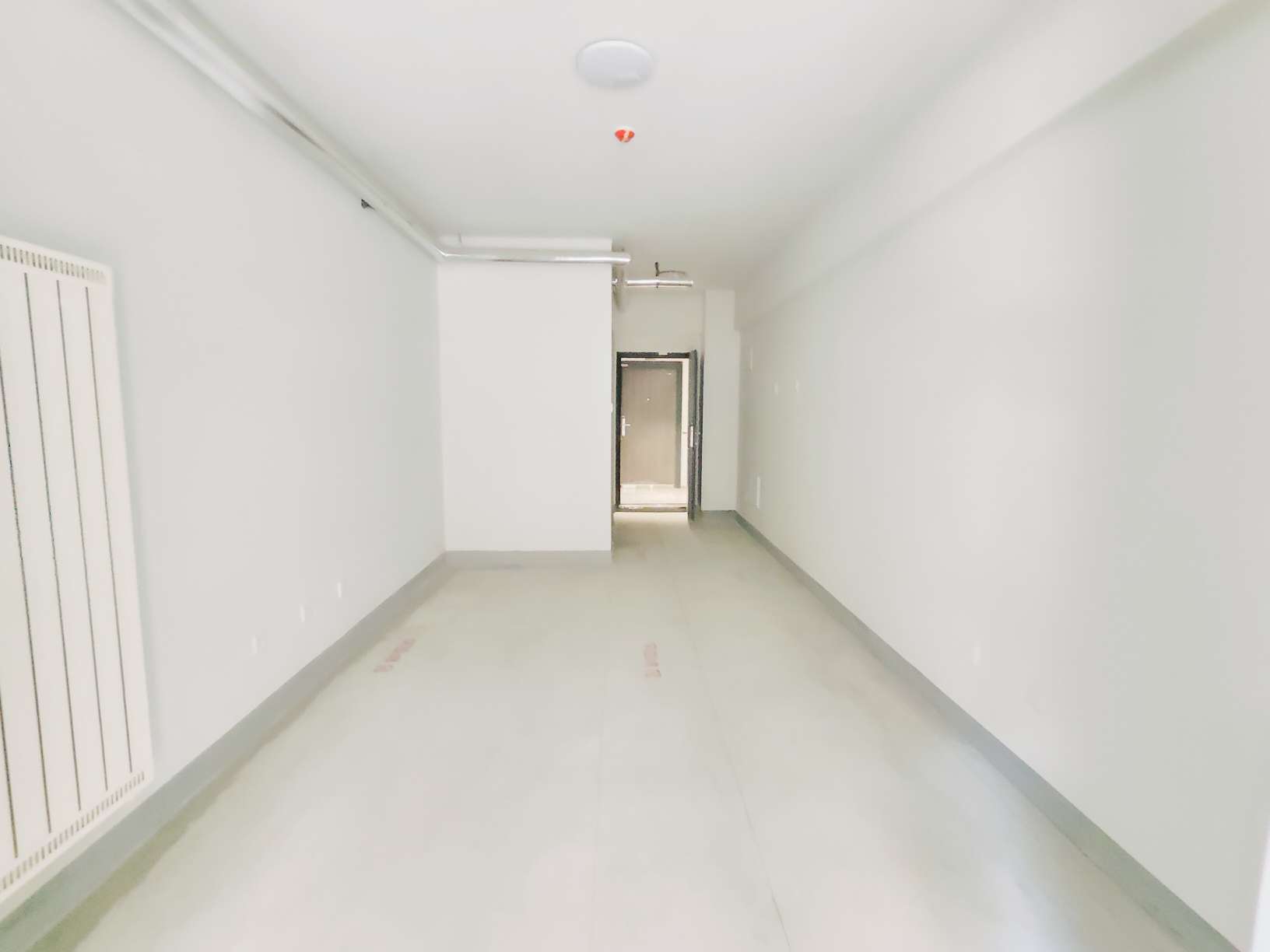  中海华山公寓  商住两用   南向  价格可谈