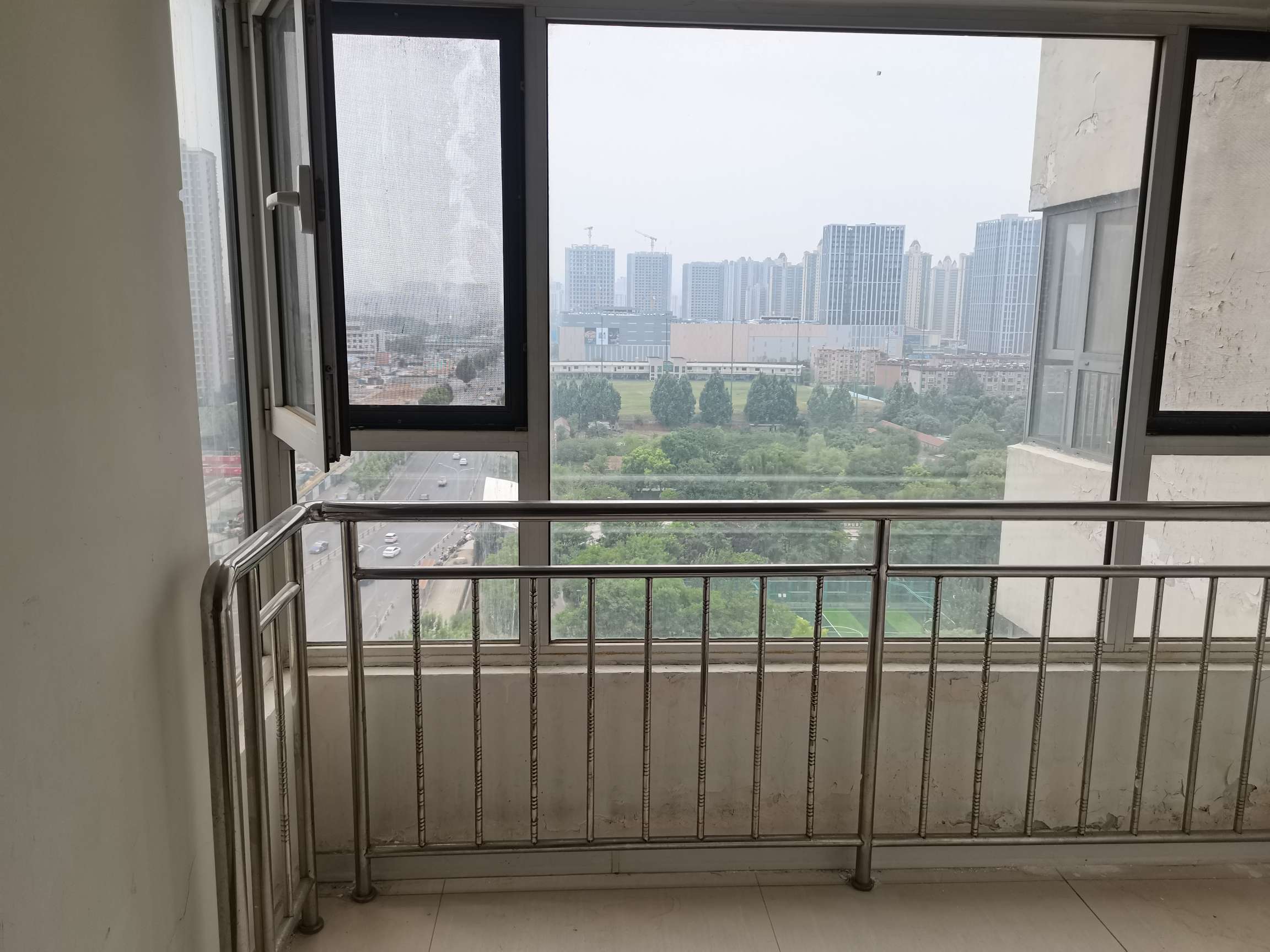 天鸿万象新天四区