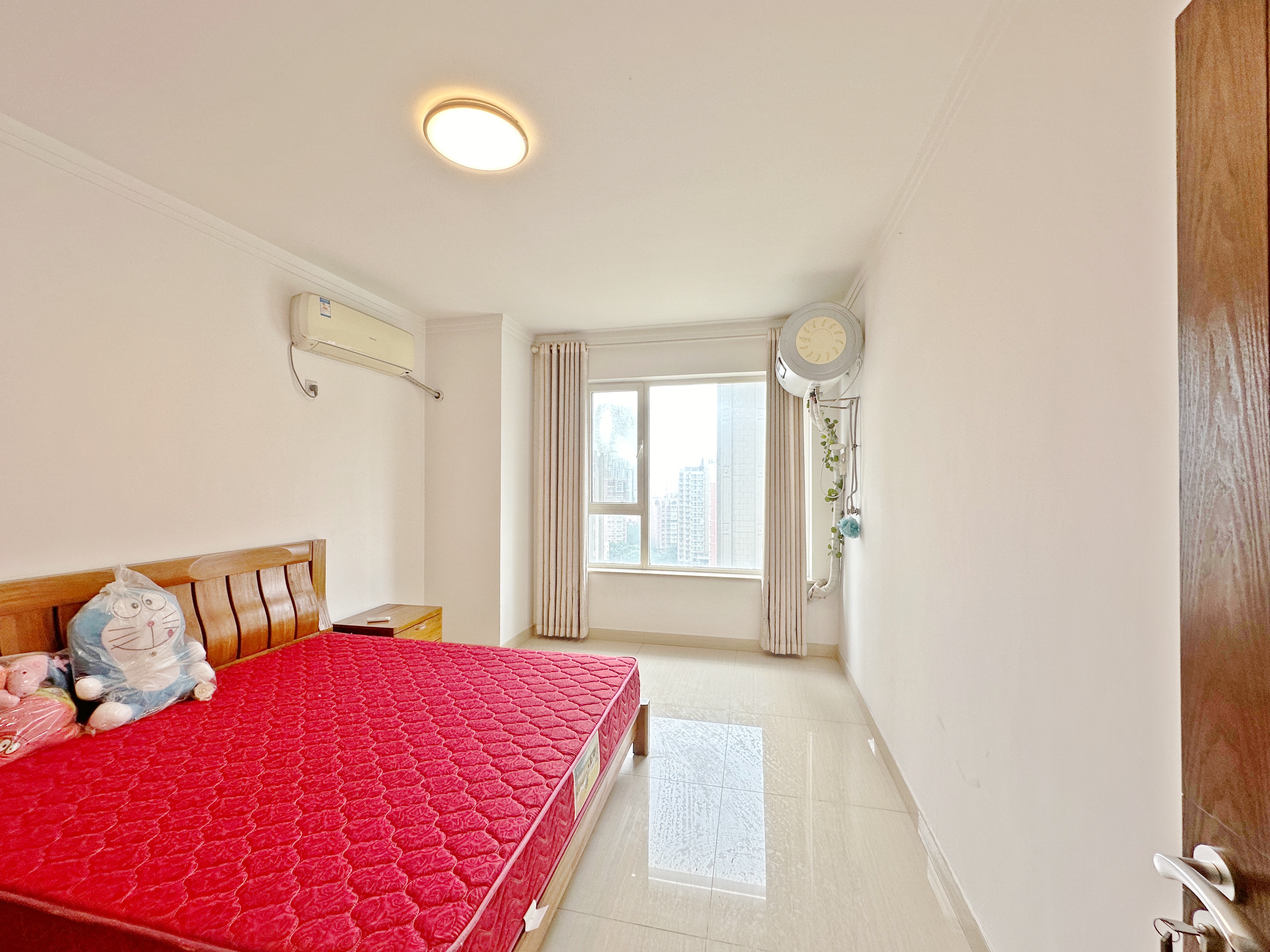 绿地新里卢浮公馆