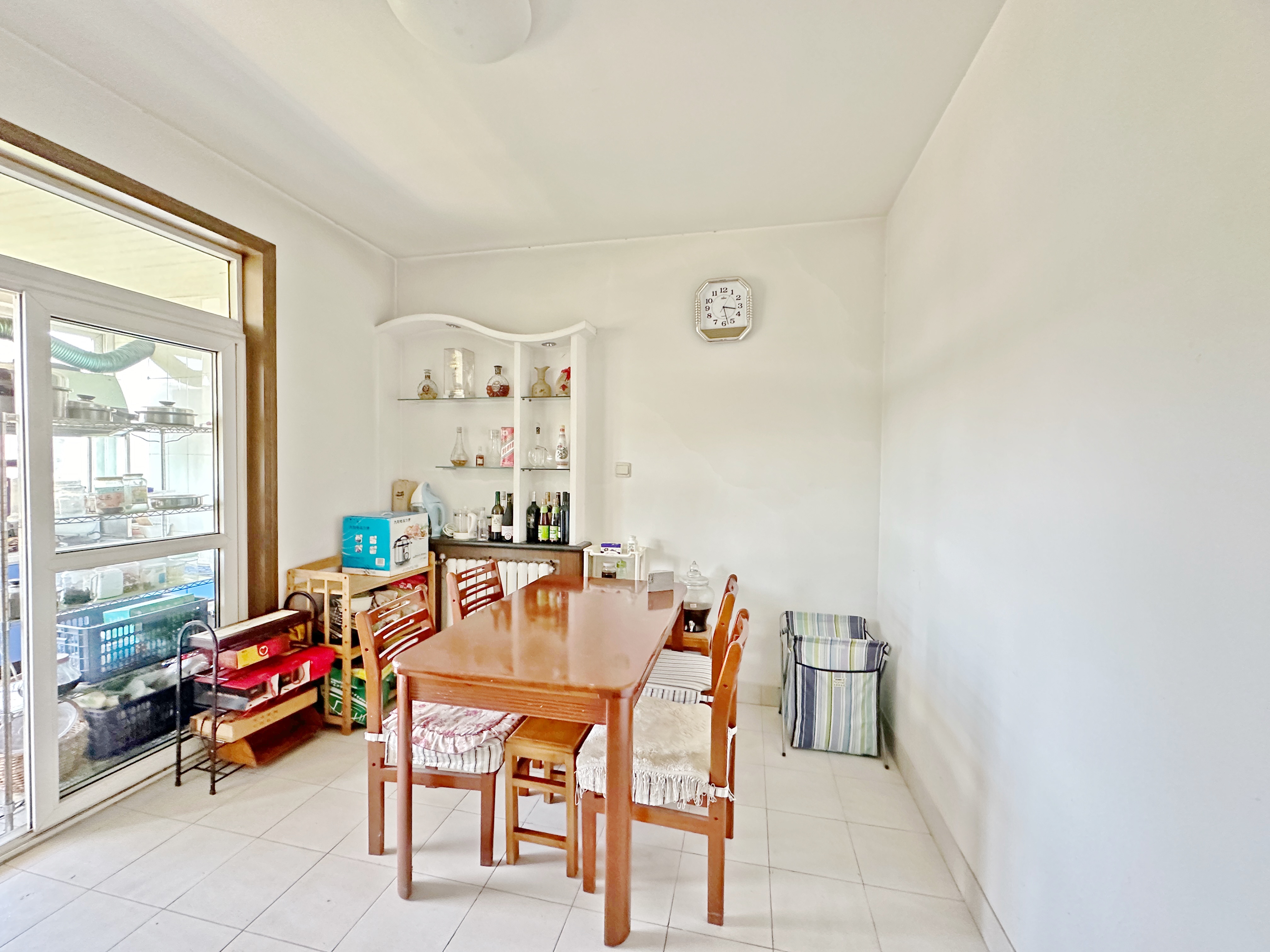 卧龙花园龙和苑