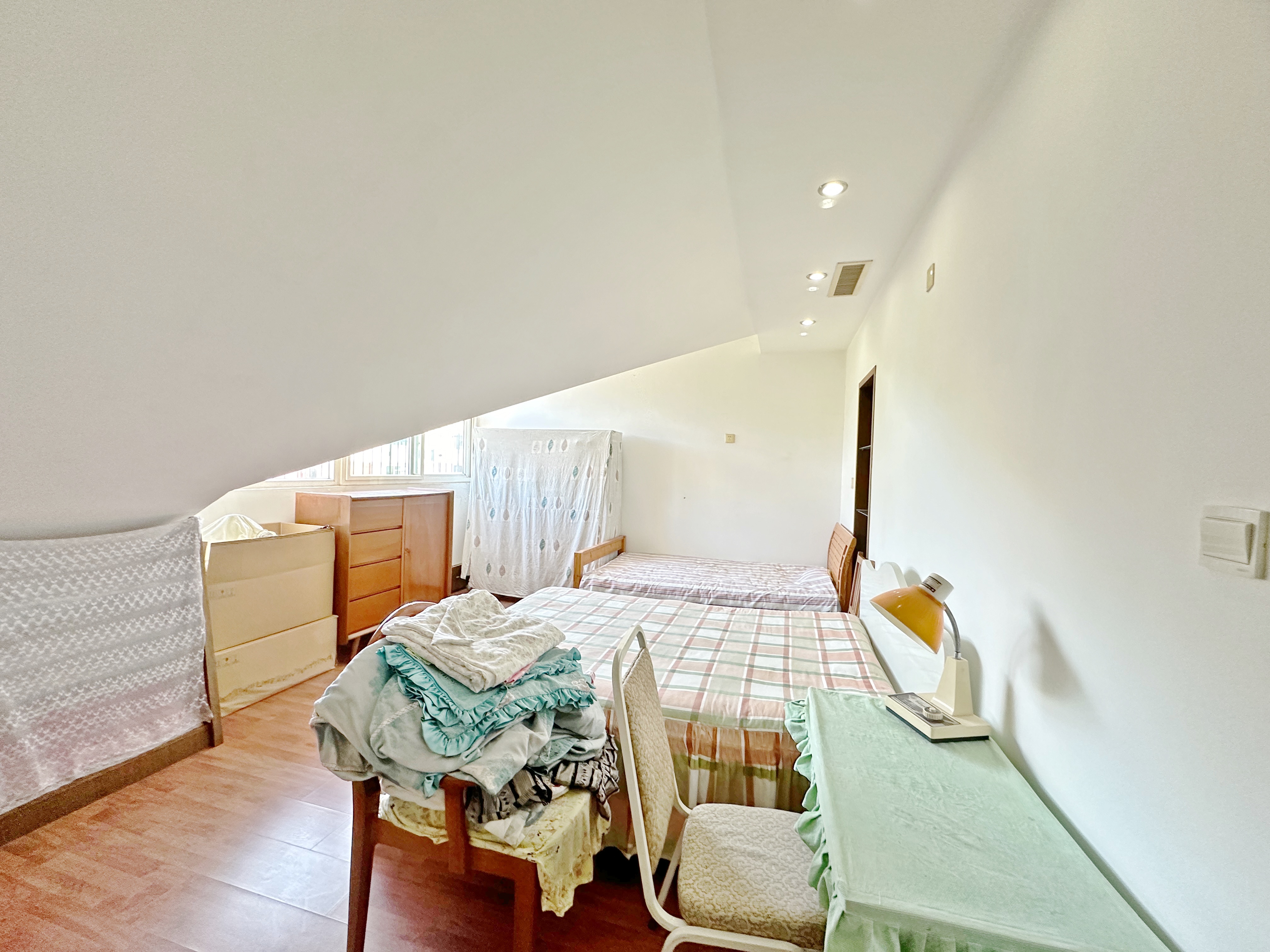 卧龙花园龙和苑