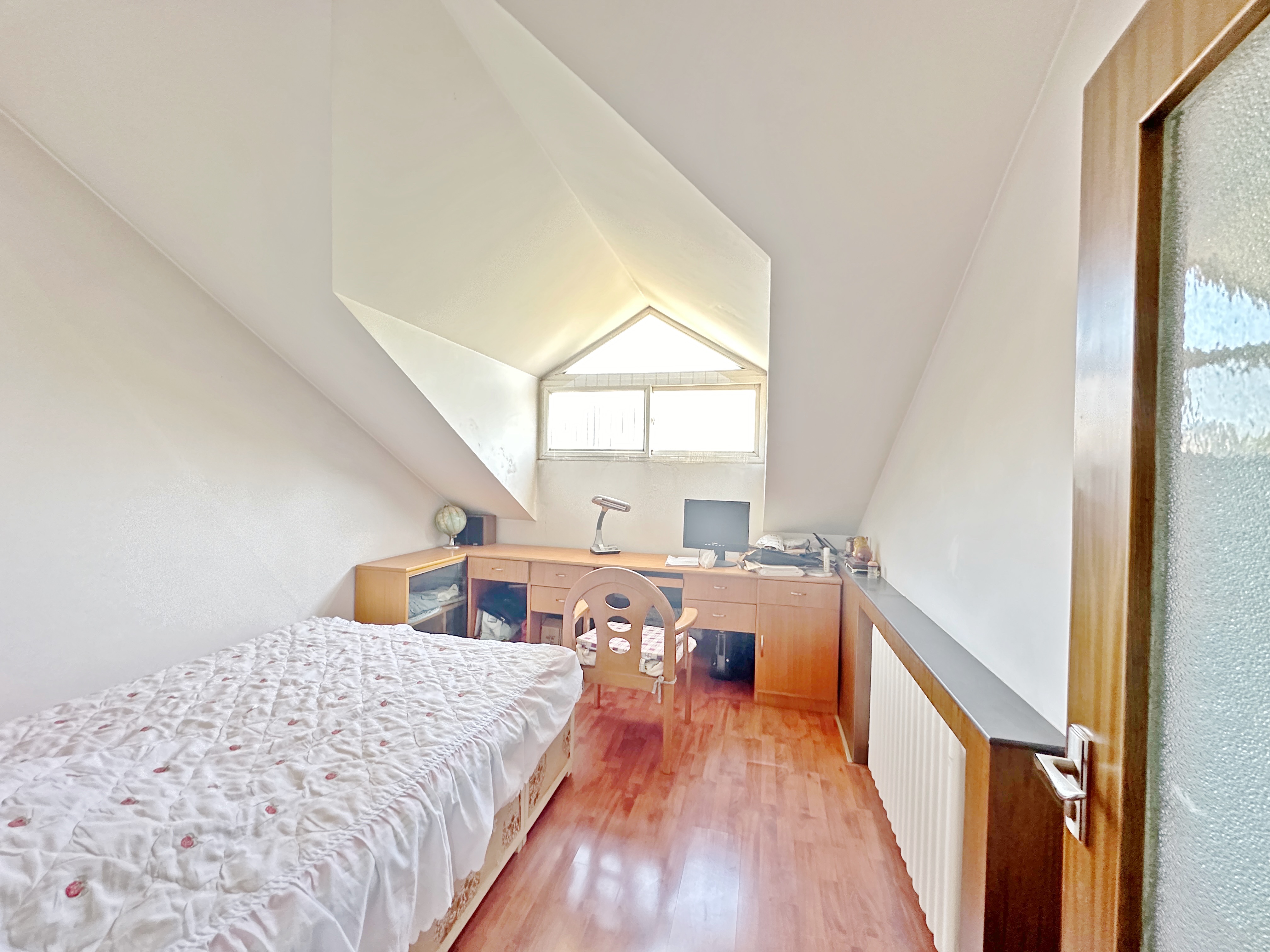 卧龙花园龙和苑