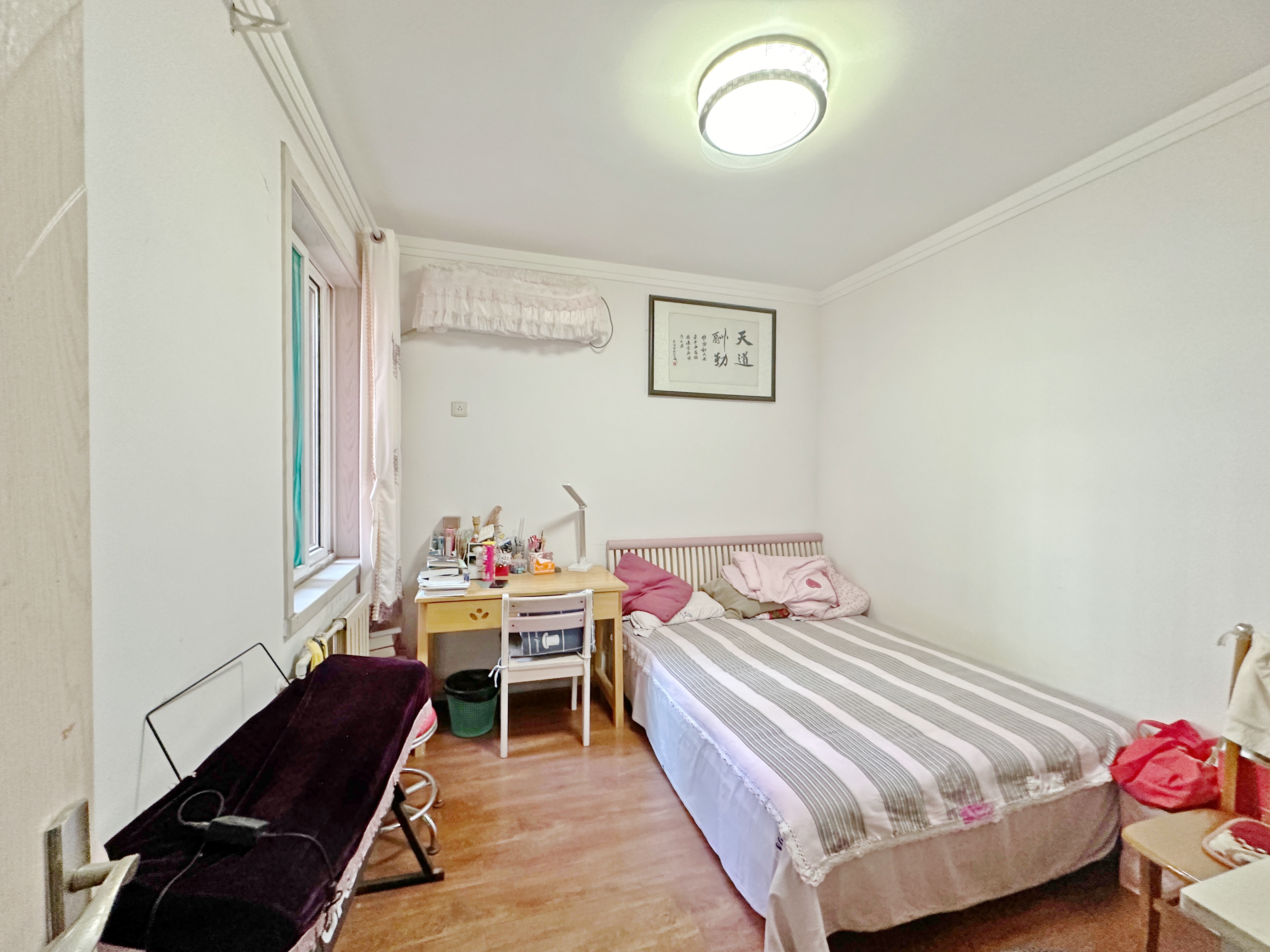 卧龙花园龙和苑