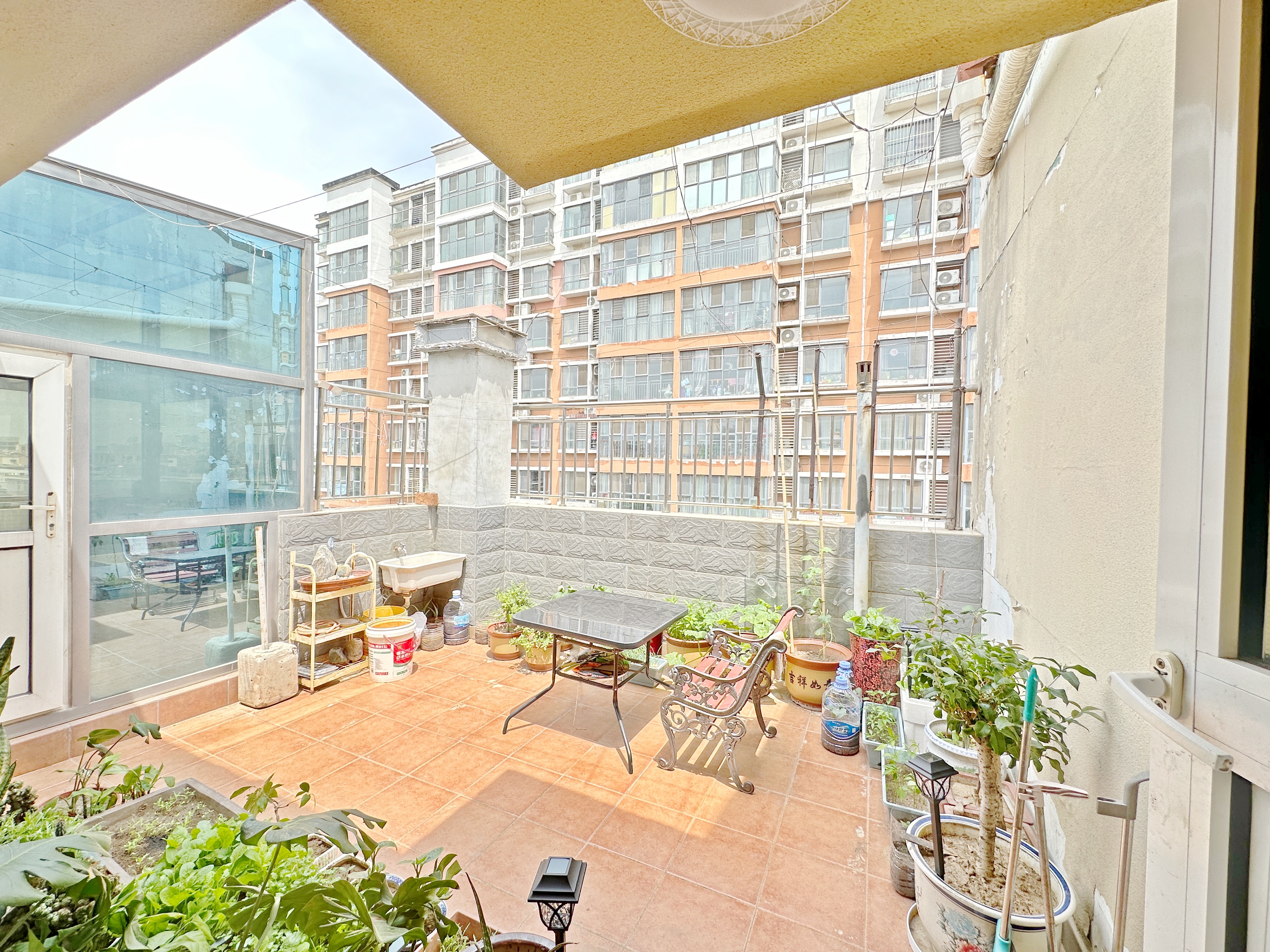 新世界阳光花园