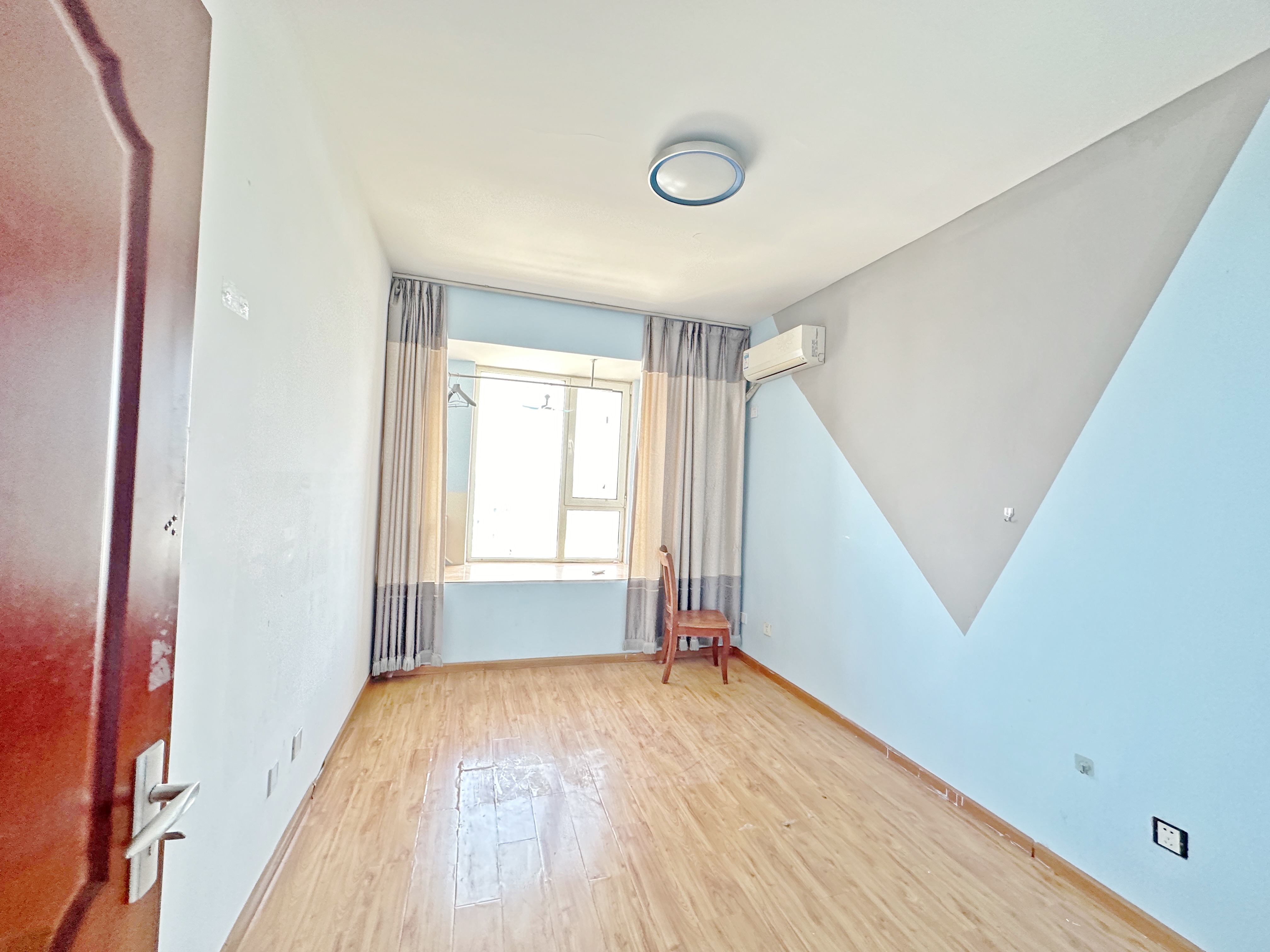 绿地新里卢浮公馆