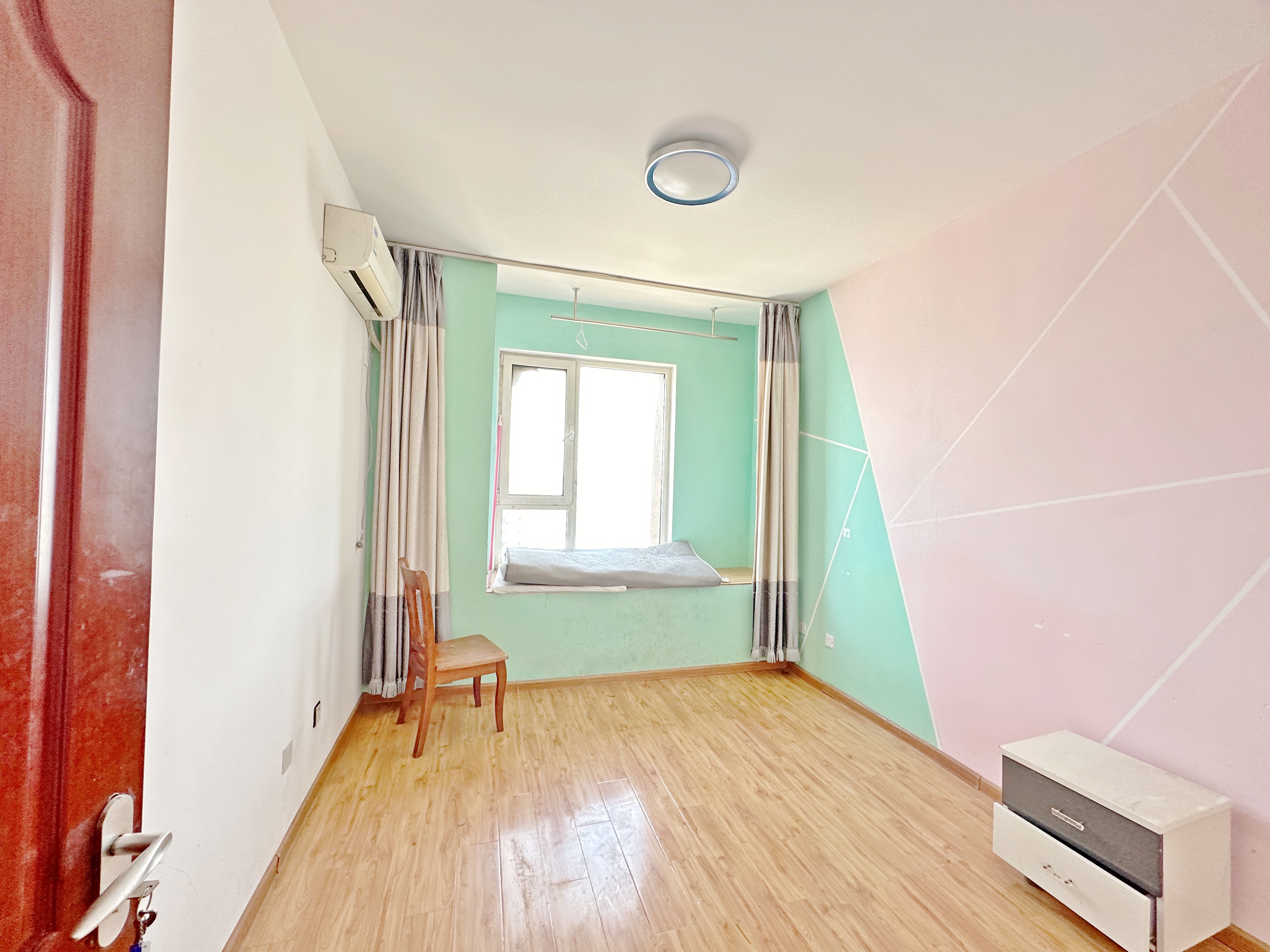 绿地新里卢浮公馆