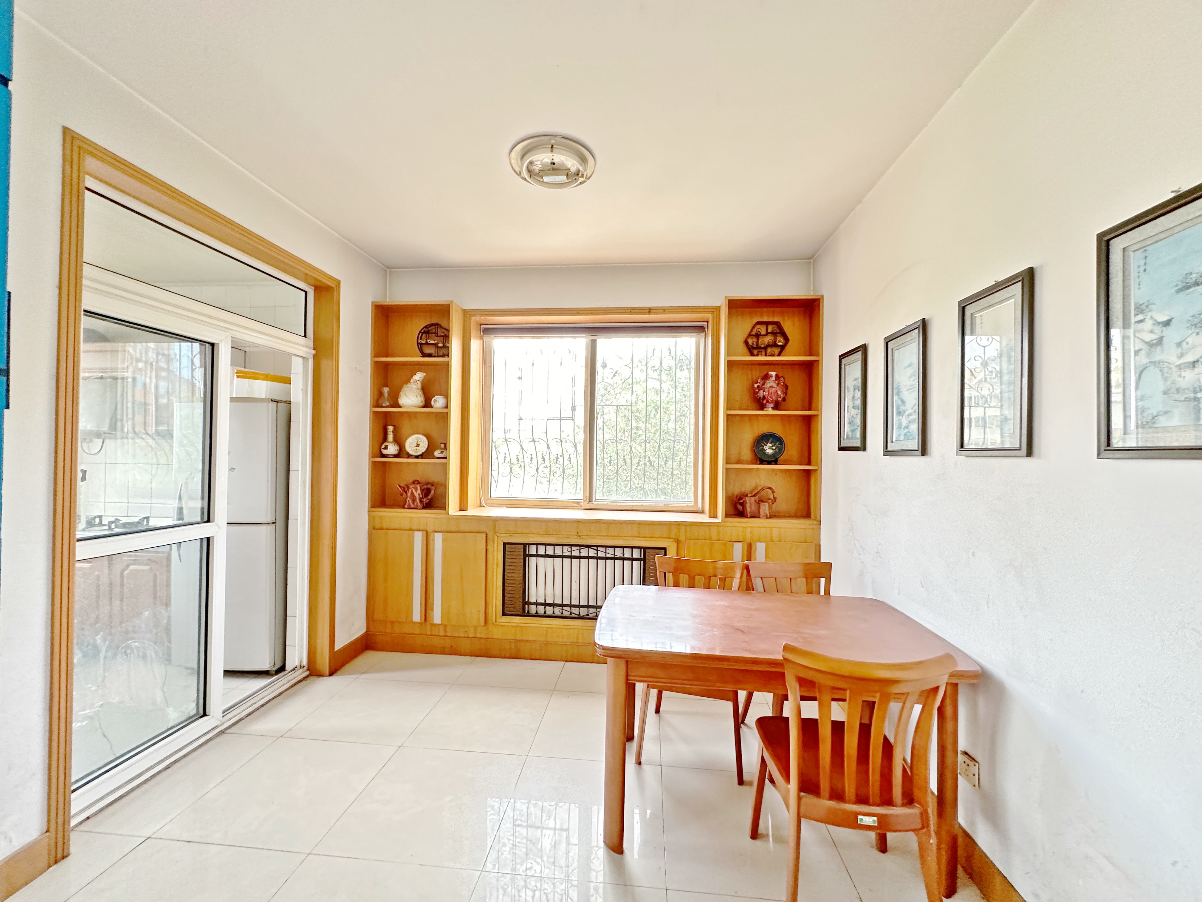 卧龙花园龙盛苑