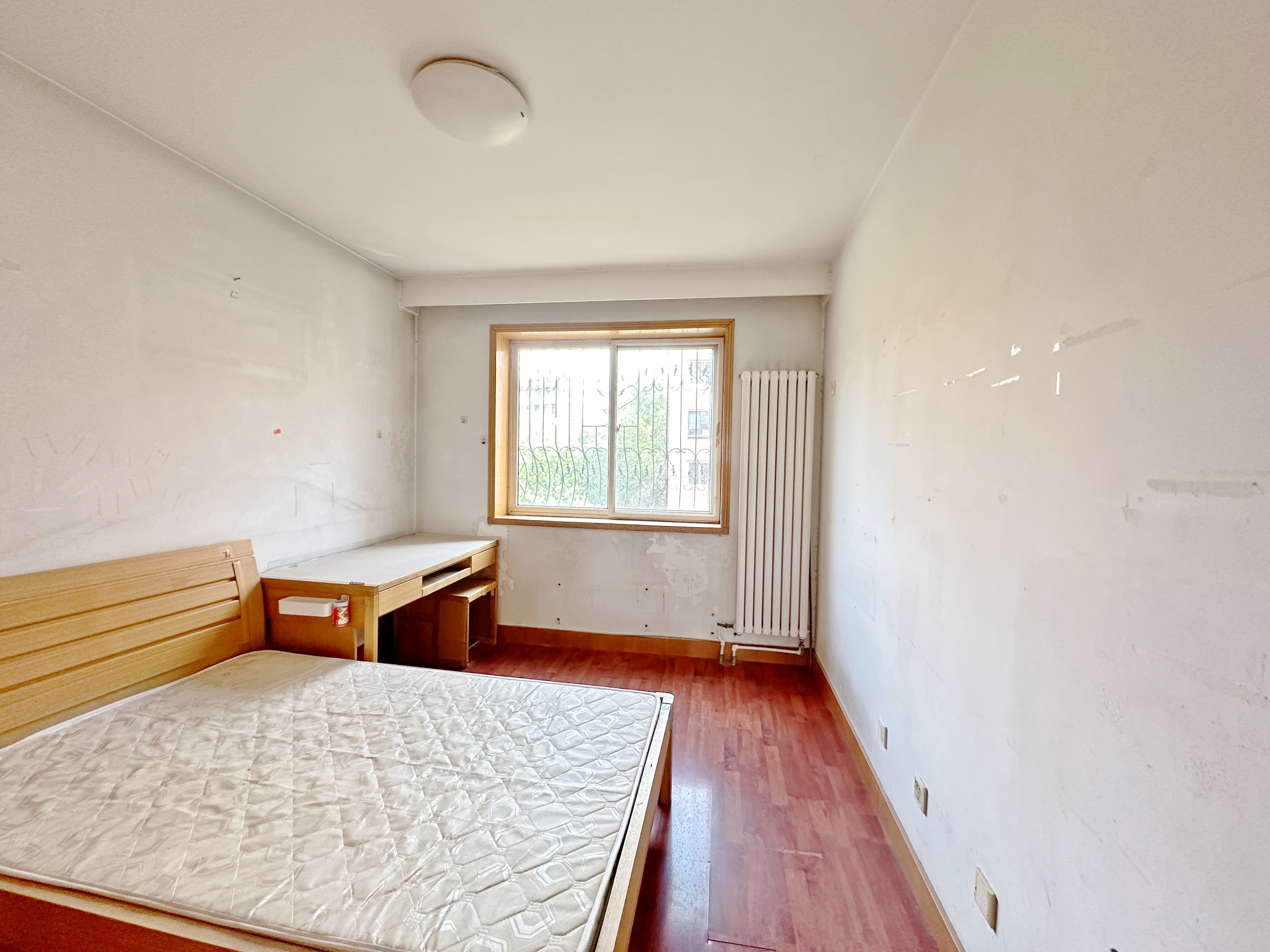 卧龙花园龙盛苑