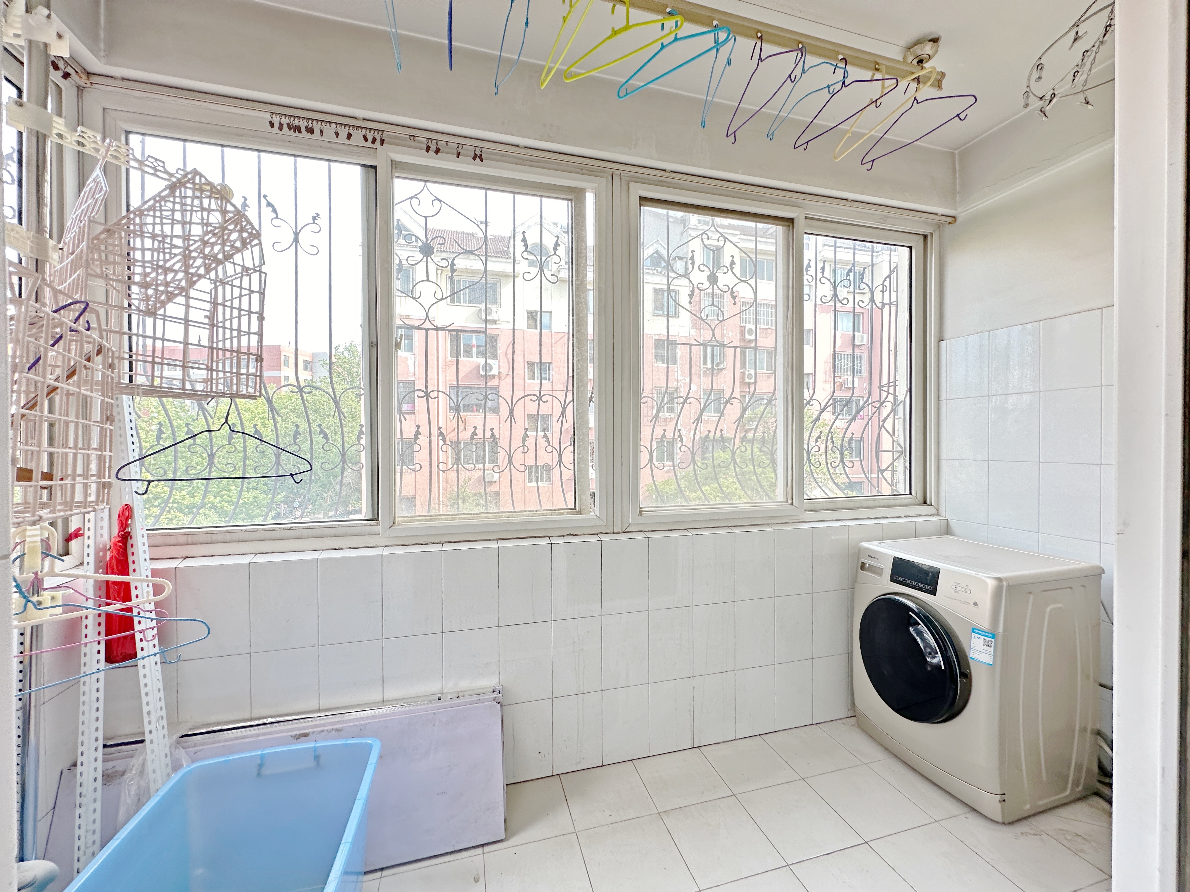 卧龙花园龙盛苑