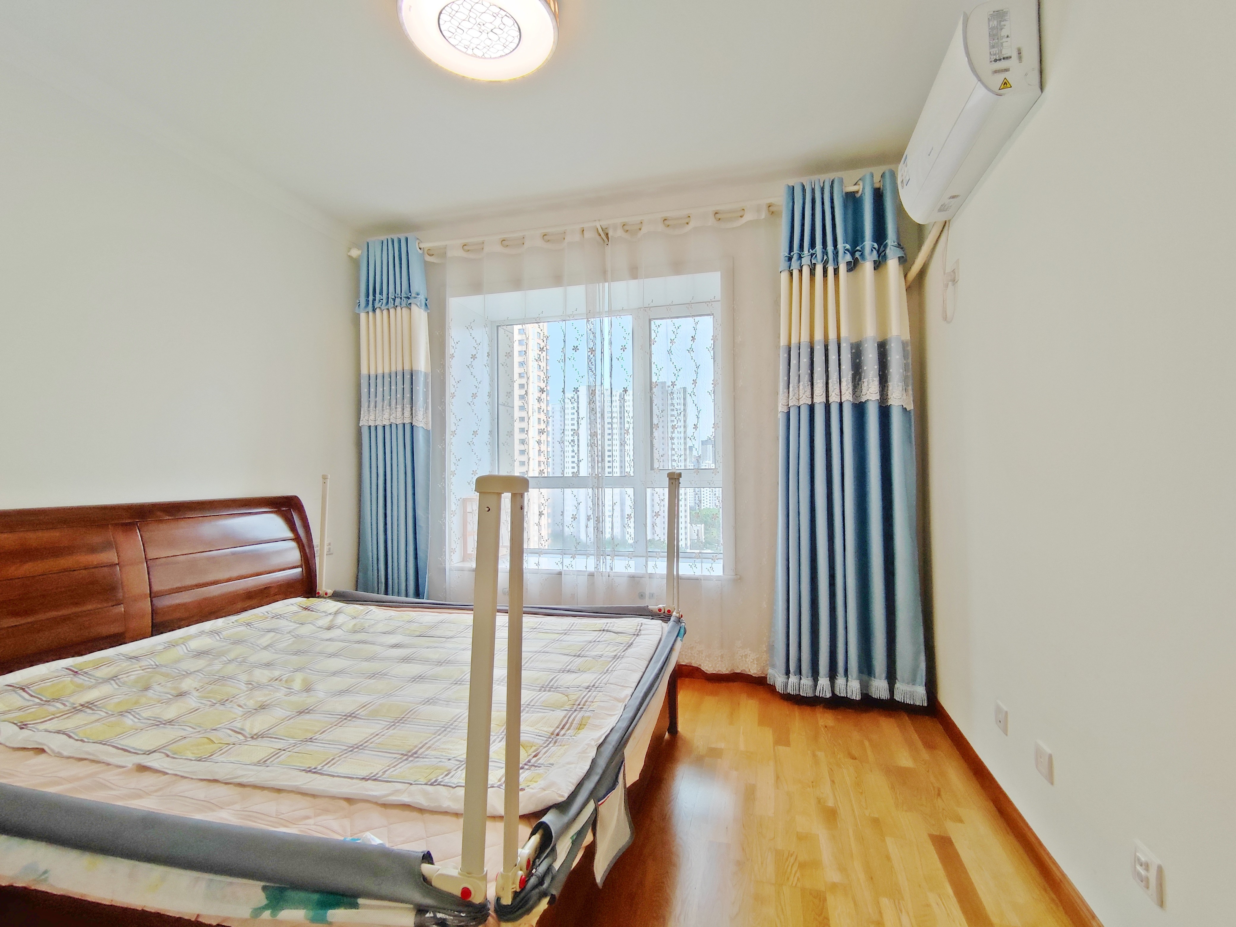 绿地中央广场二区