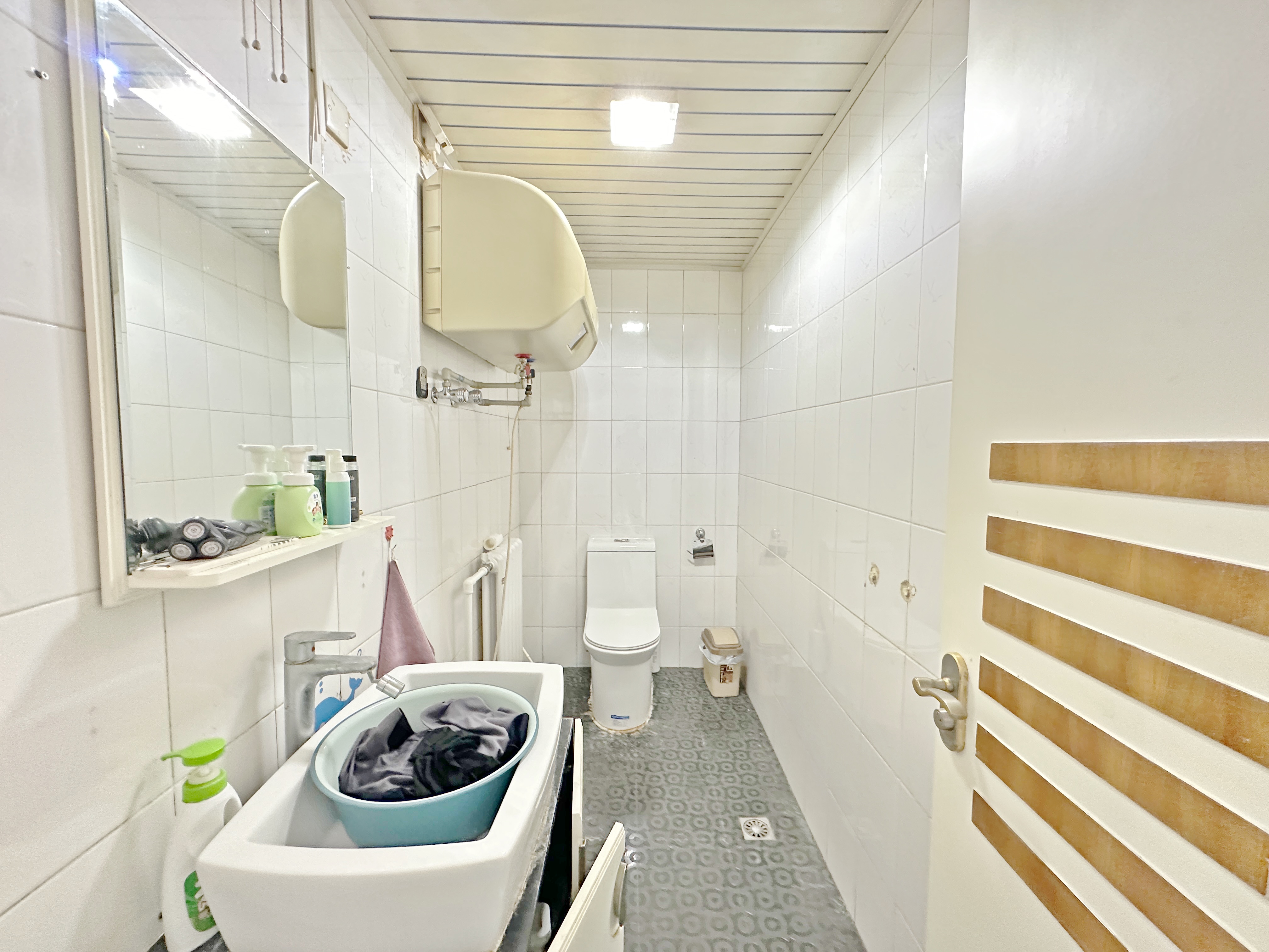 卧龙花园龙盛苑