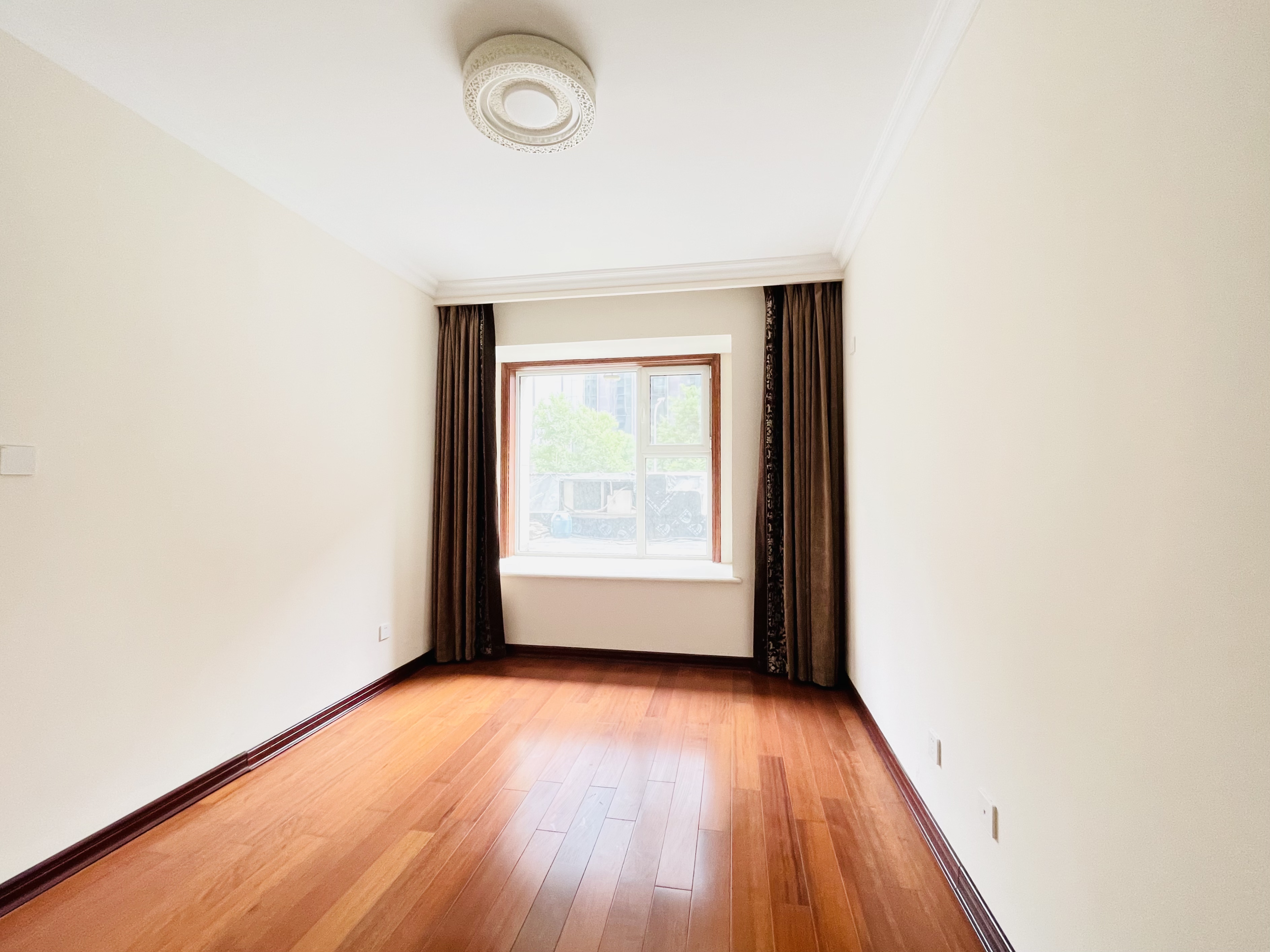 中国铁建国际城