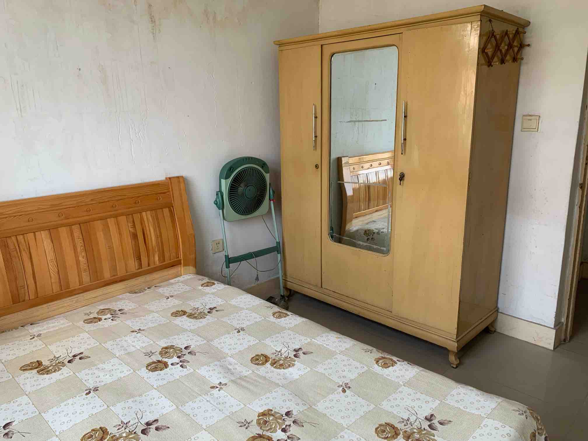 黄岗东路单位宿舍