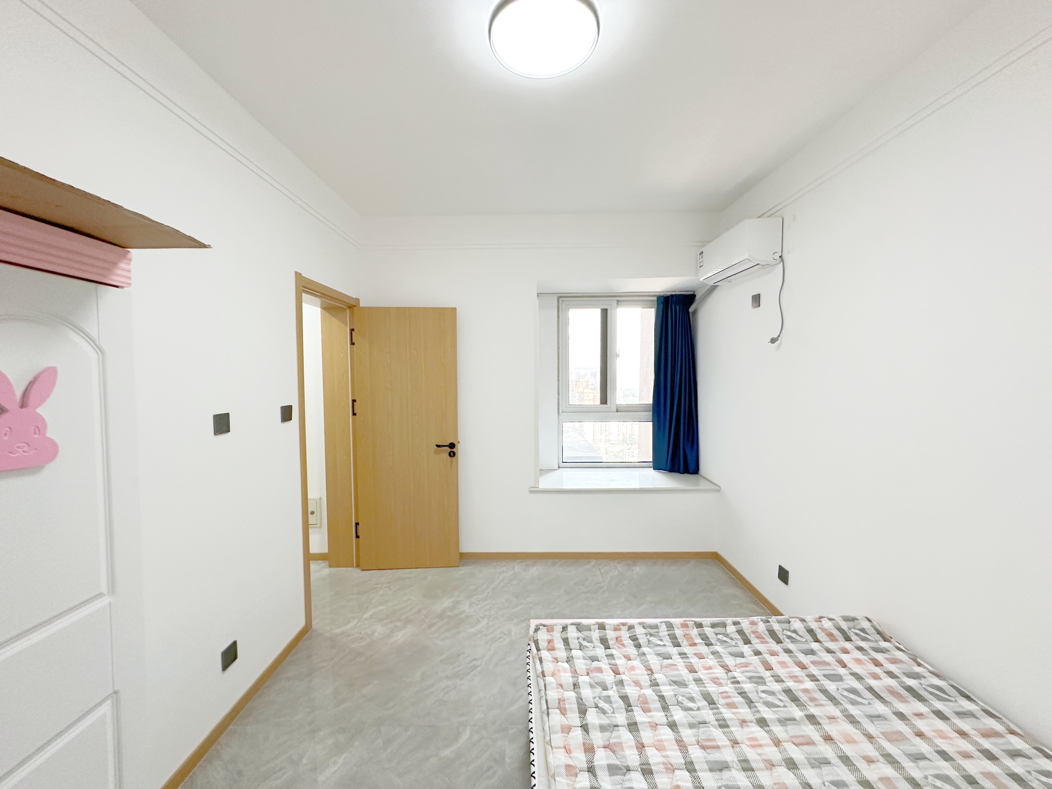 绿地新里梵尔赛公馆