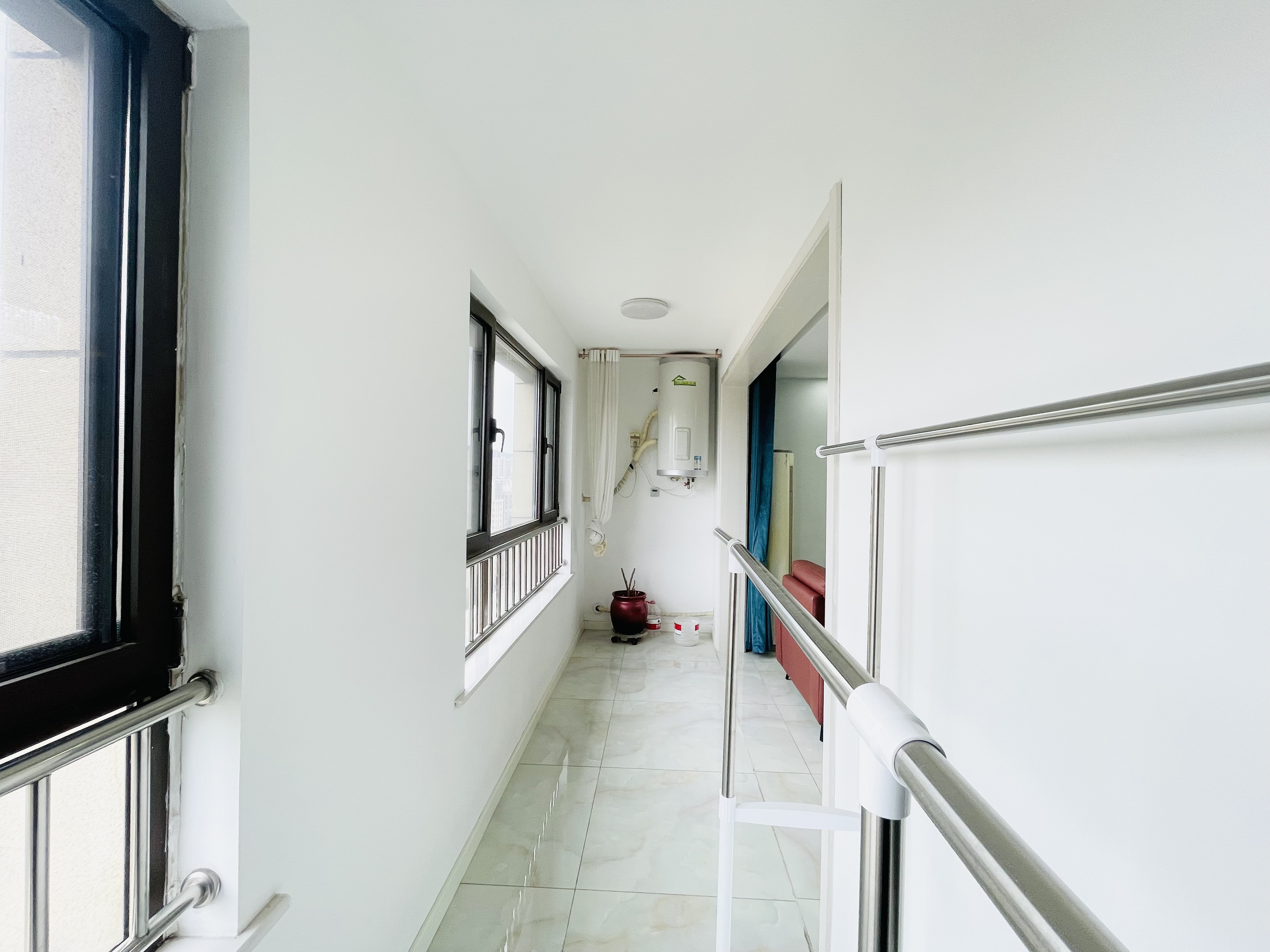 鲁邦奥林逸城西区