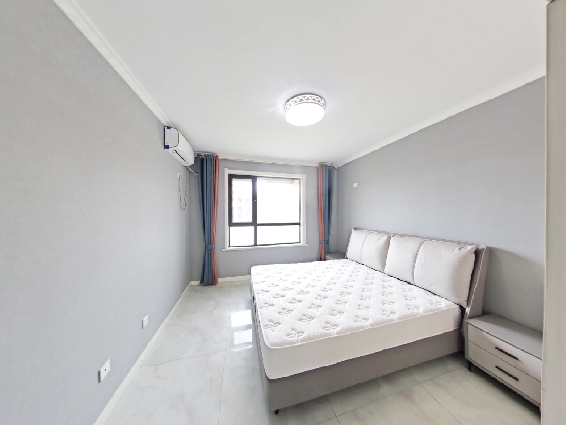 鲁邦奥林逸城西区