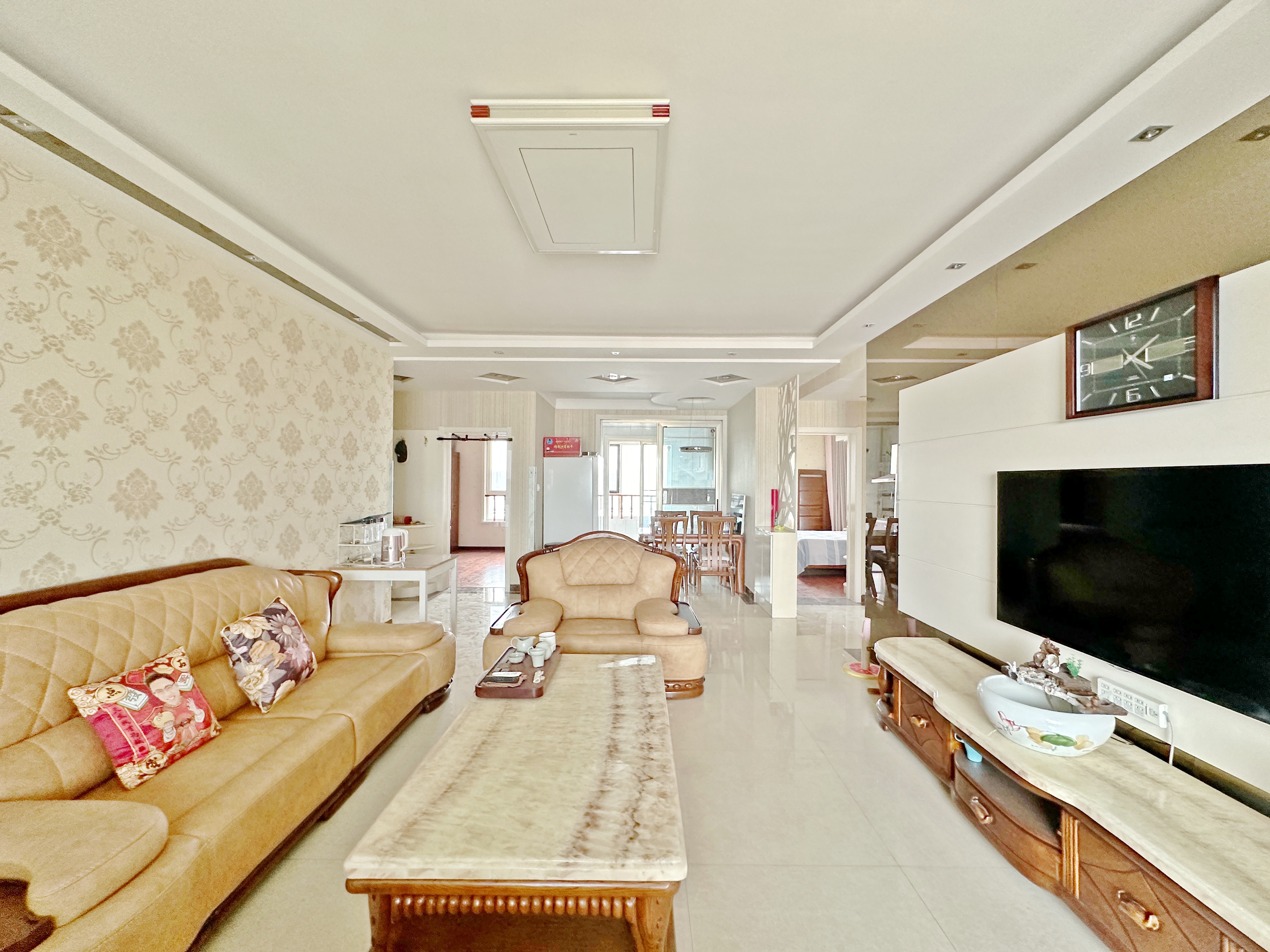 绿地新里卢浮公馆