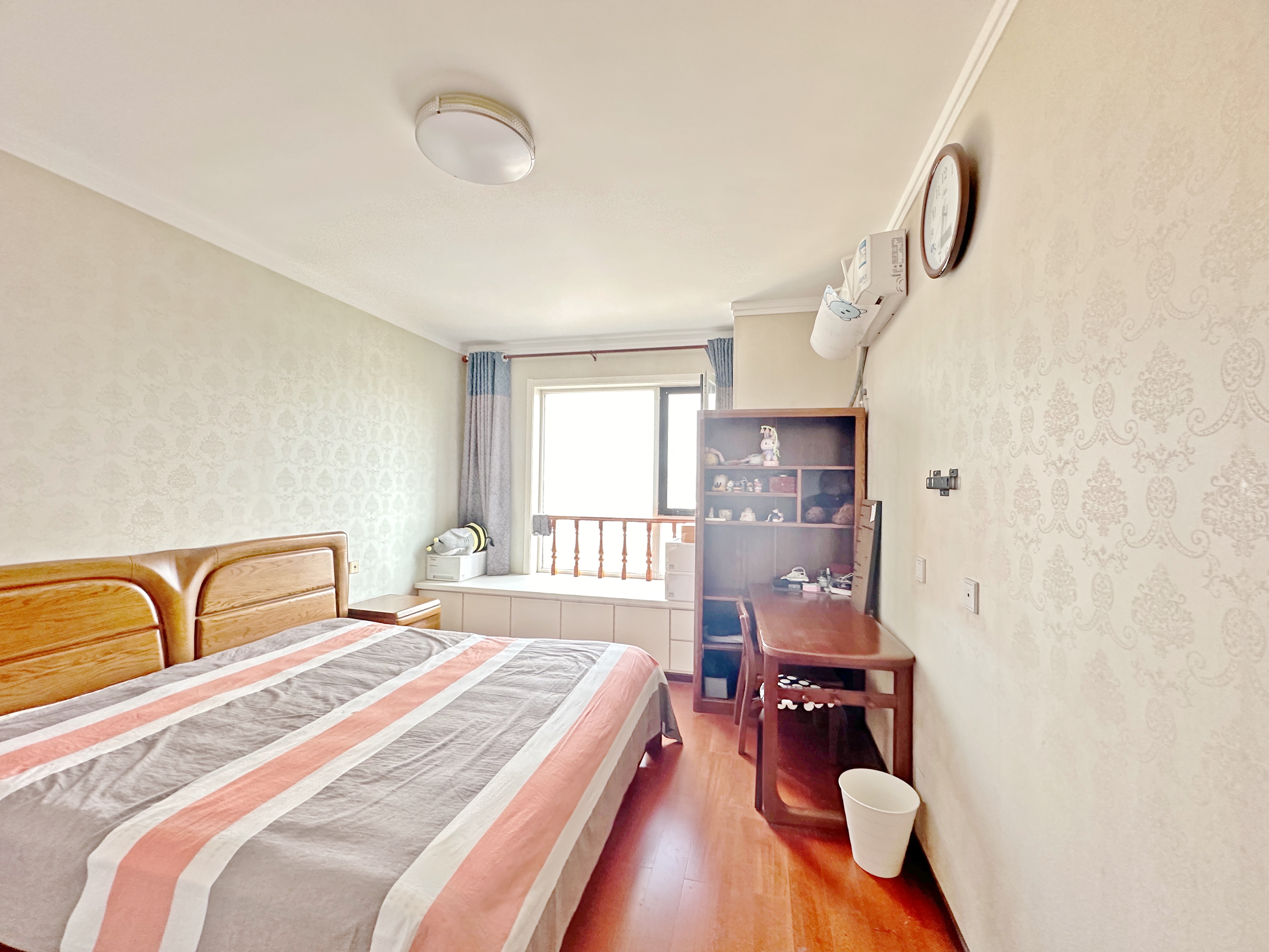 绿地新里卢浮公馆