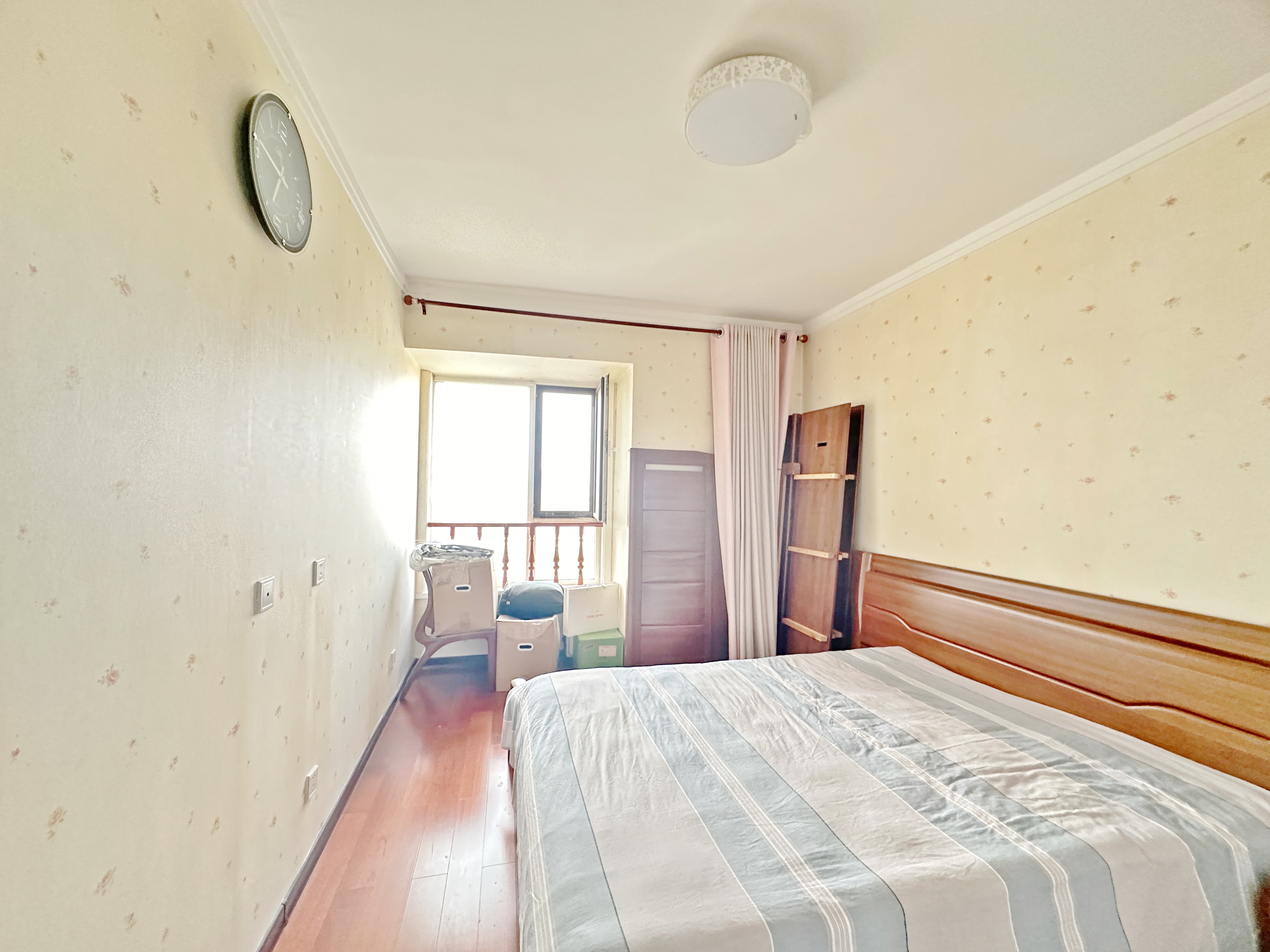 绿地新里卢浮公馆