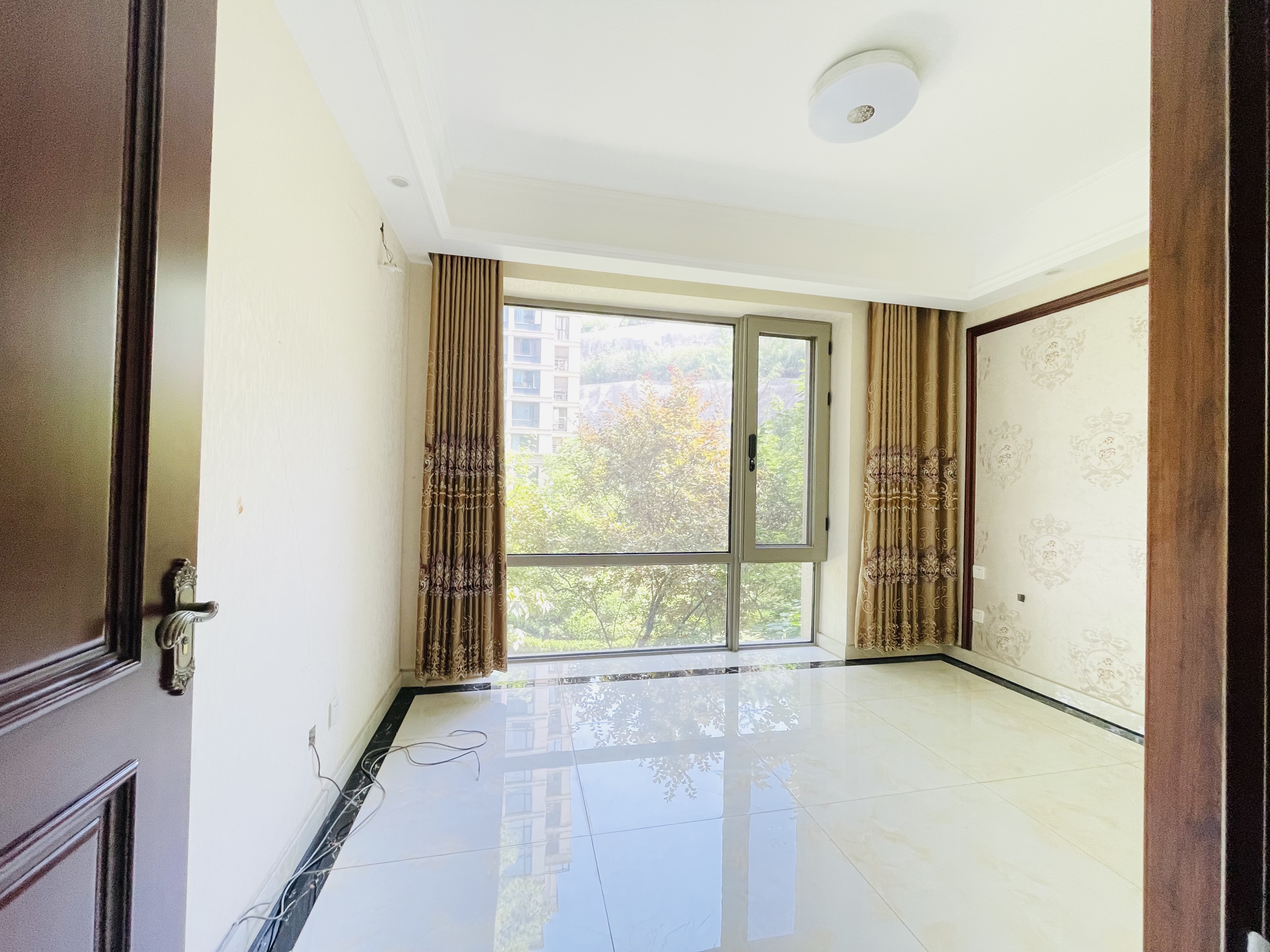 海尔绿城全运村锦兰园