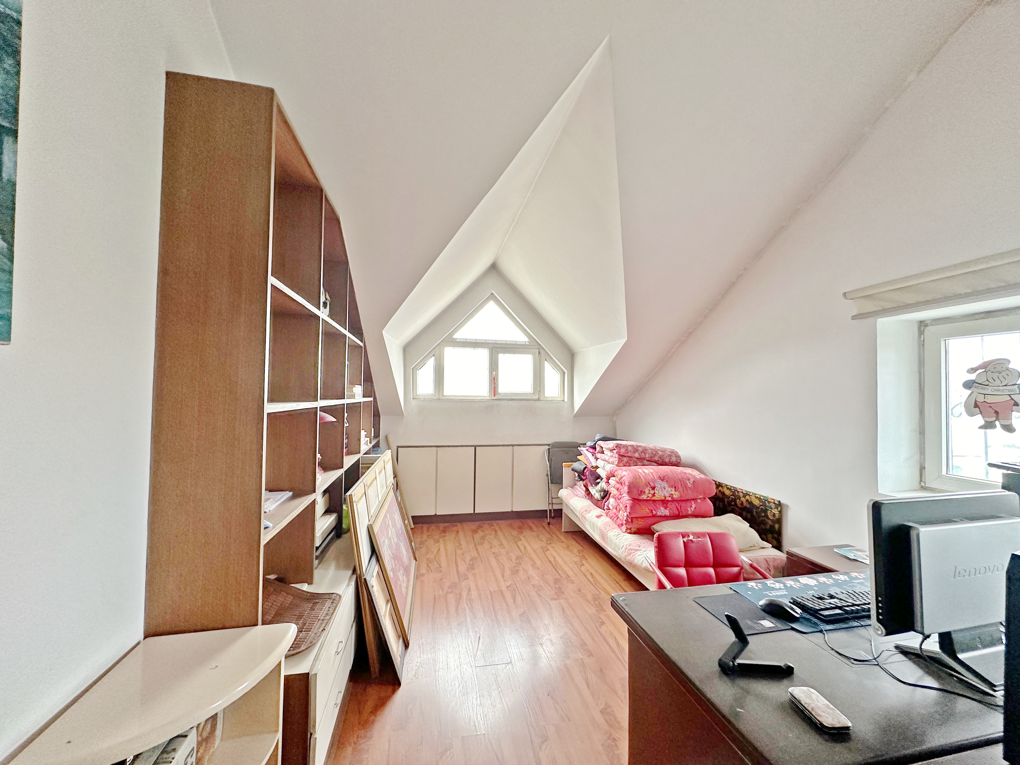 卧龙花园龙昌苑(四区)