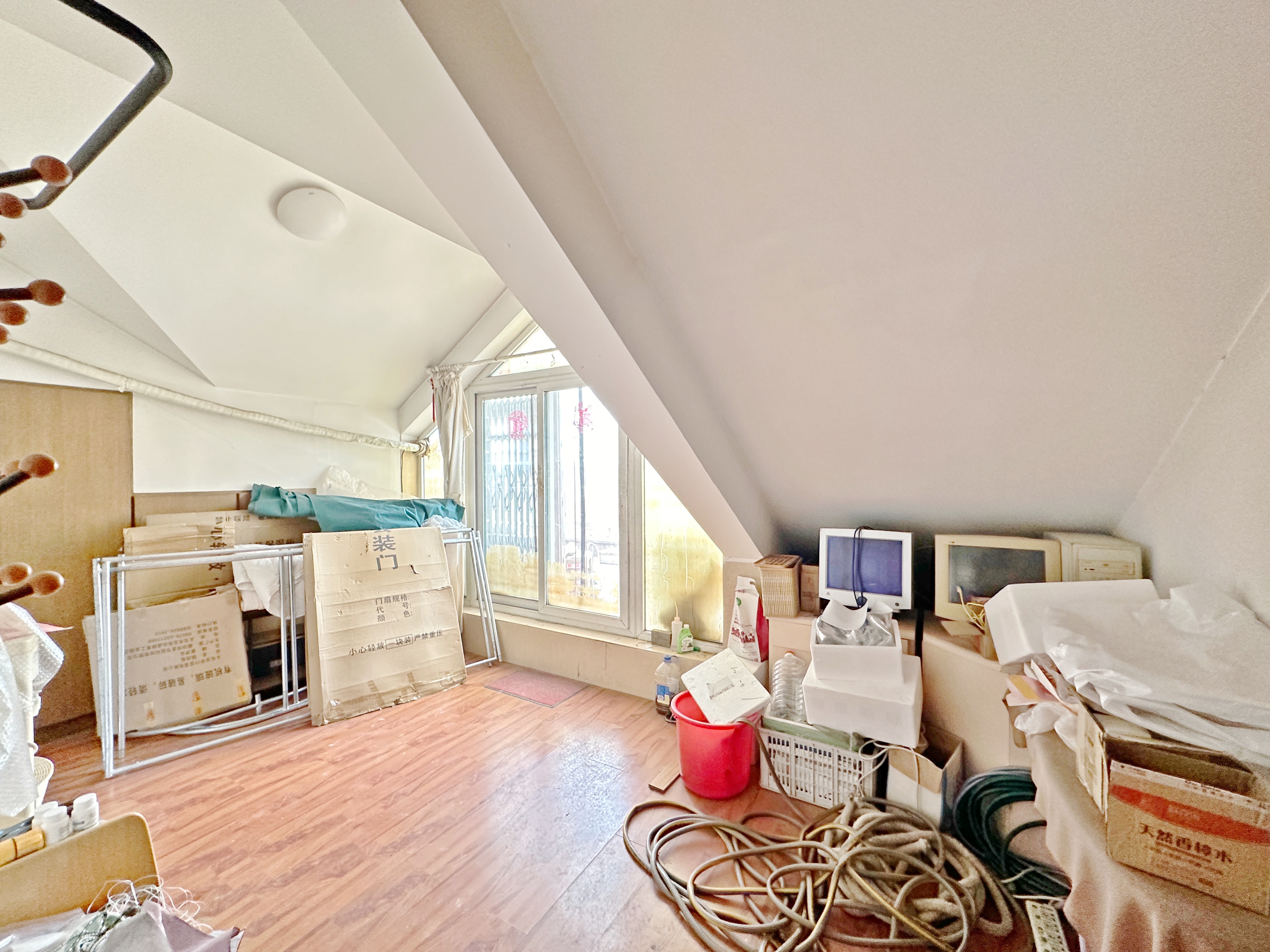 卧龙花园龙昌苑(四区)